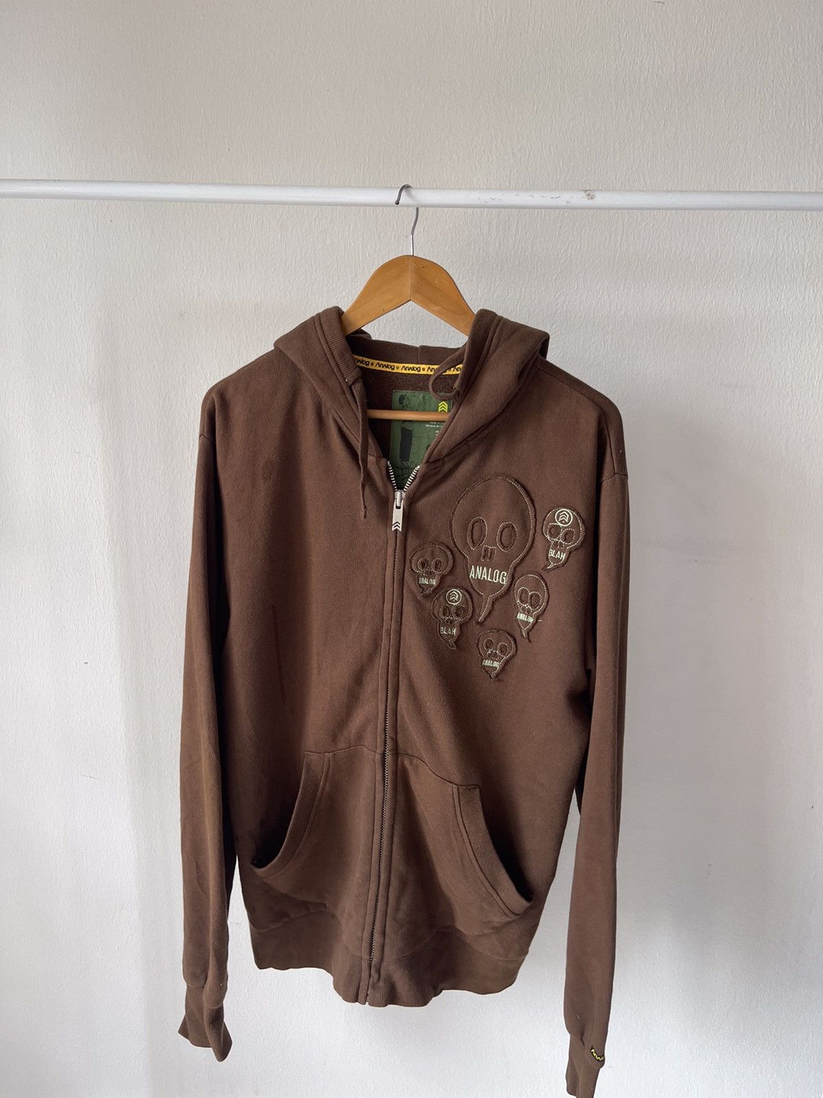 Analog × Burton × Japanese Brand 2000s Analog Skull ‘Blah Blah Blah’ Zip Hoodie Size US L / EU 52-54 / 3 - 4 Thumbnail