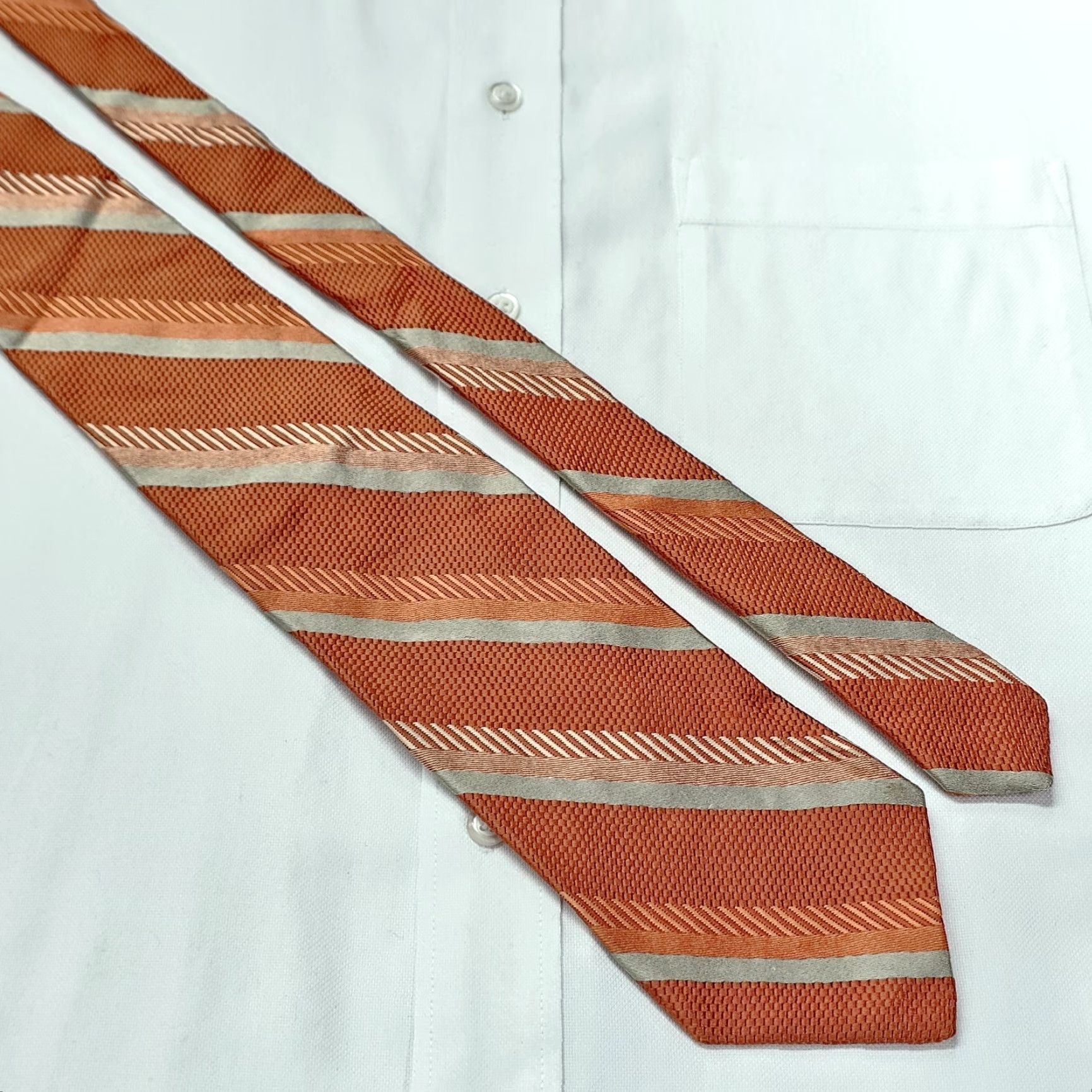 Vintage Paul Fredrick Necktie Tie Mens Heavy 100% Silk Orange Gold Striped Textured USA Classic 59.25" X 3.5" Mens Size ONE SIZE - 3 Thumbnail
