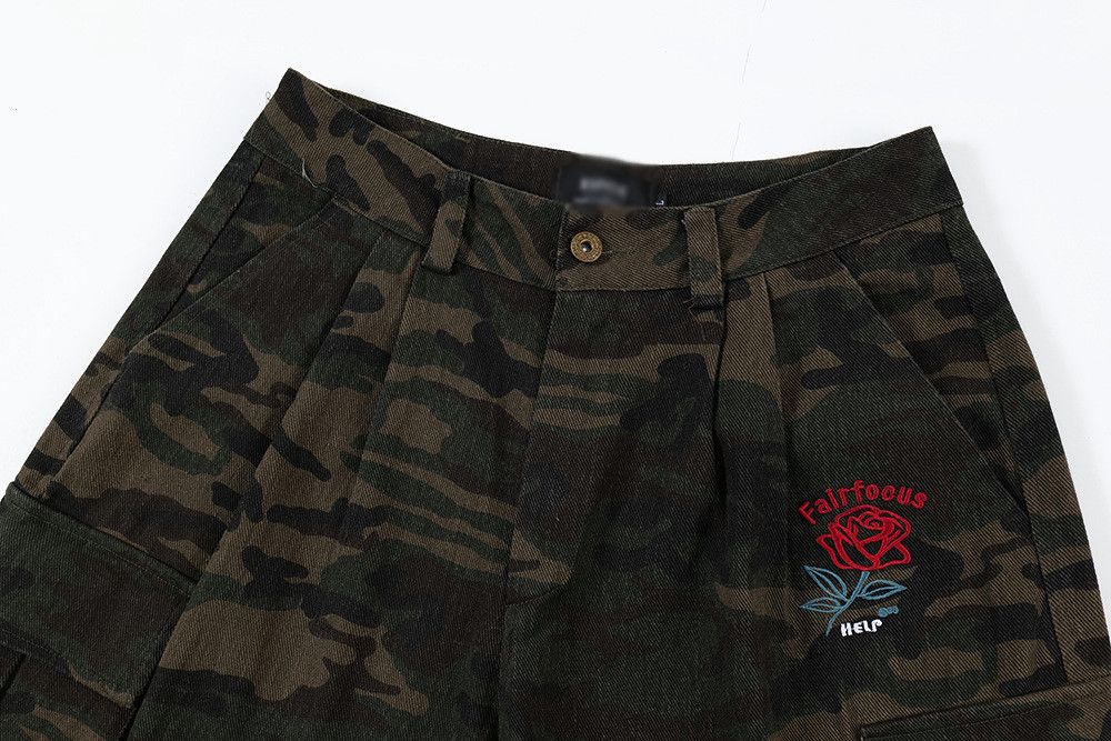 Japanese Brand × Jean Men's oversize embroidered rose camouflage denim shorts Size US 32 / EU 48 - 4 Thumbnail