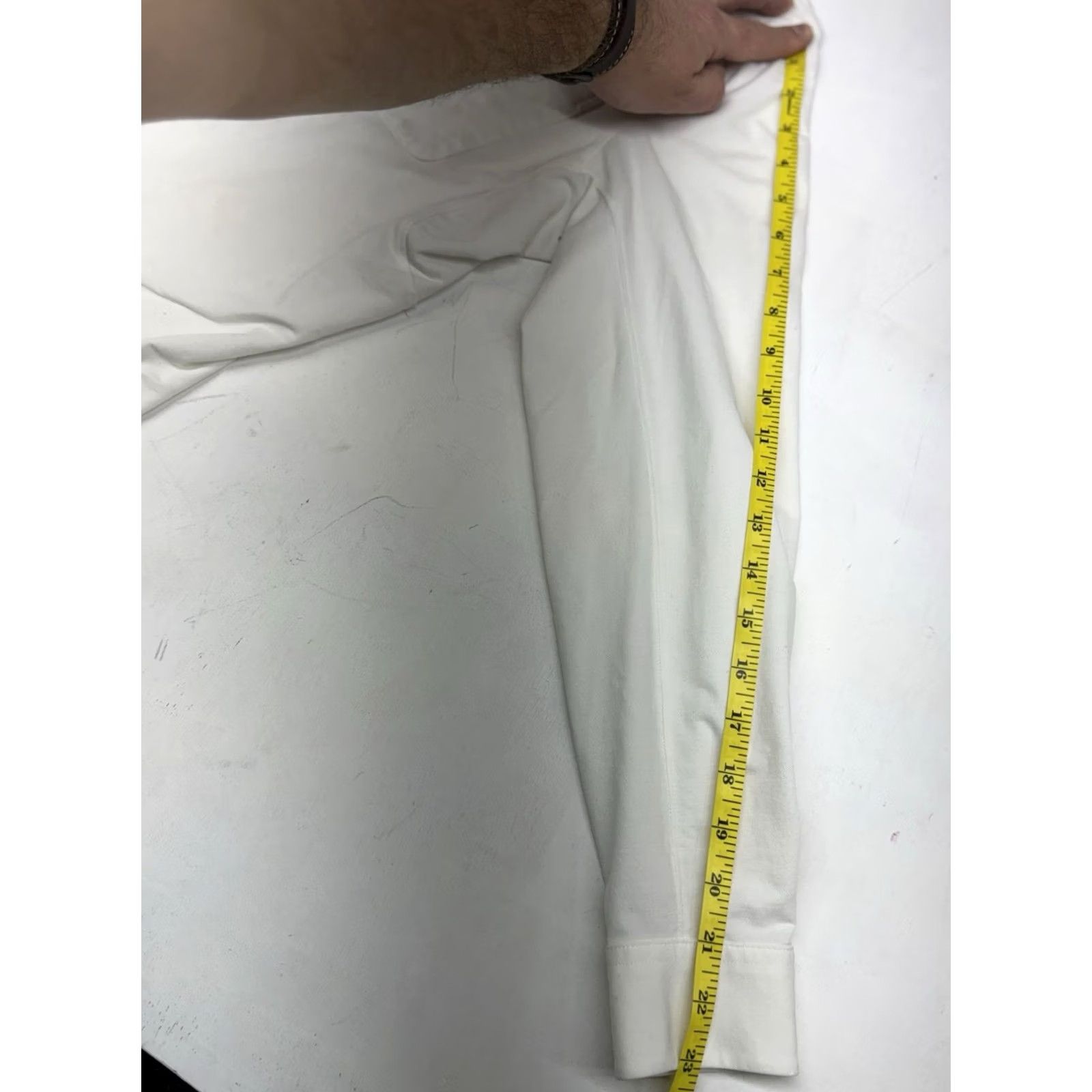 Lululemon Lululemon Shirt Mens Medium White Solid Polyester Button-Up/Collared Long Sleeve with Pockets Size US M / EU 48-50 / 2 - 4 Thumbnail