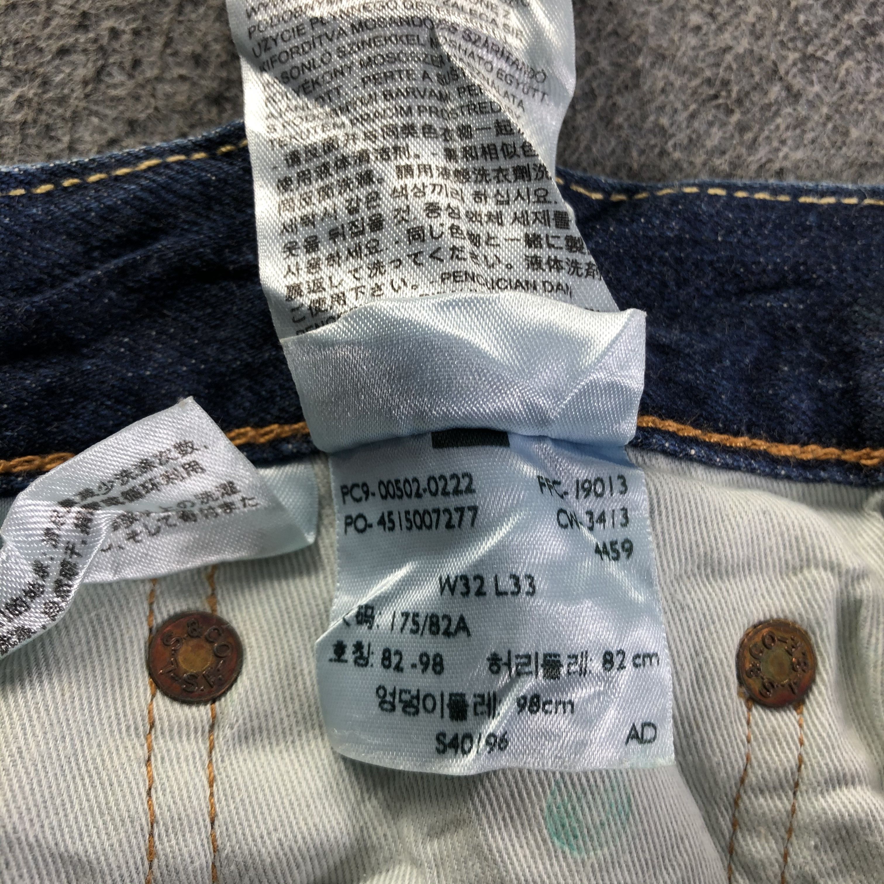 Levi's Vintage Blue Wash Levis 502 Jeans-J3983 Size US 33 - 14 Thumbnail
