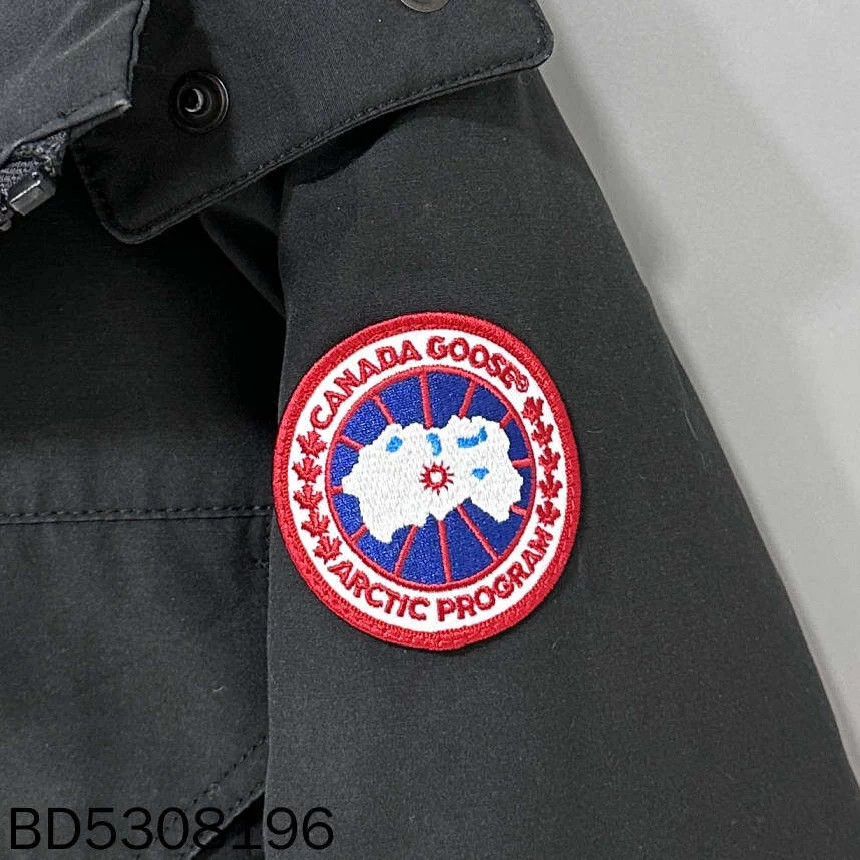 Canada Goose Canada Goose Maitland black down jacket XS 98 New Size US XS / EU 42 / 0 - 6 Thumbnail