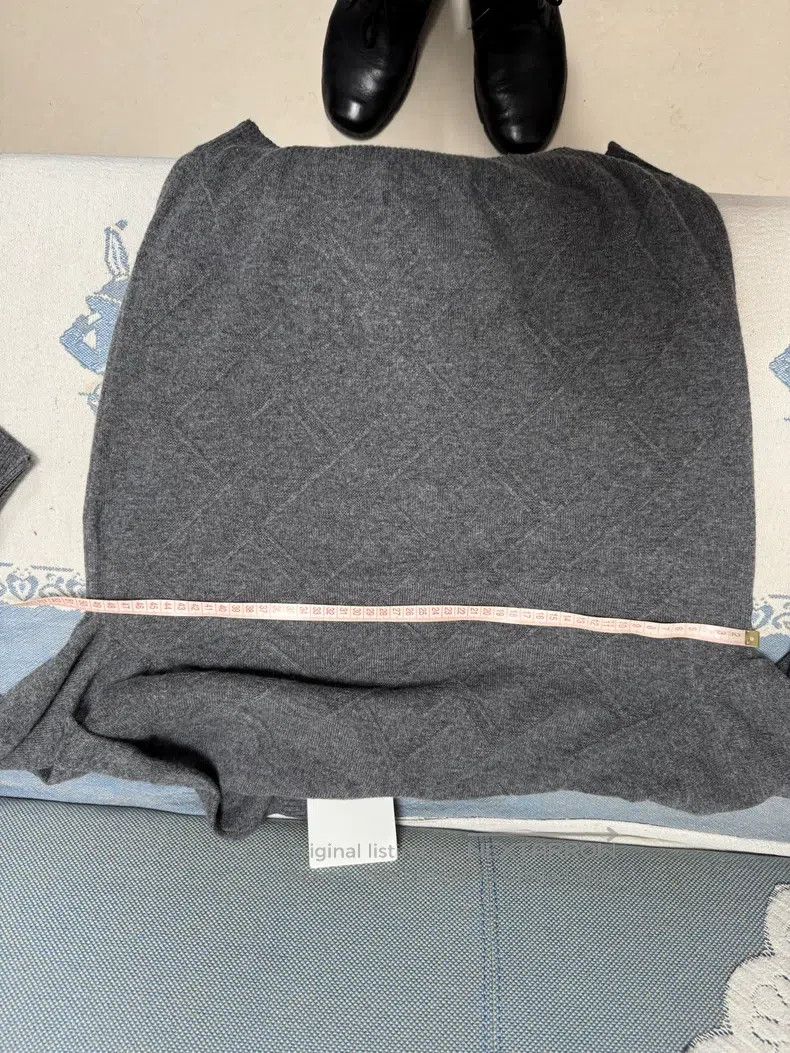 Hermes Hermes Cashmere sweater Size US S / EU 44-46 / 1 - 4 Thumbnail