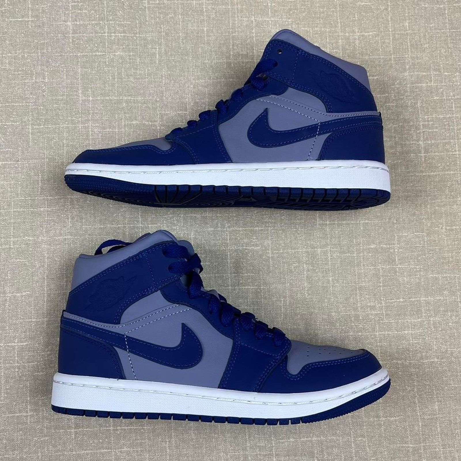 Jordan Brand Jordan 1 Mid "Iron Purple" Size US 6 / IT 36 - 2 Thumbnail