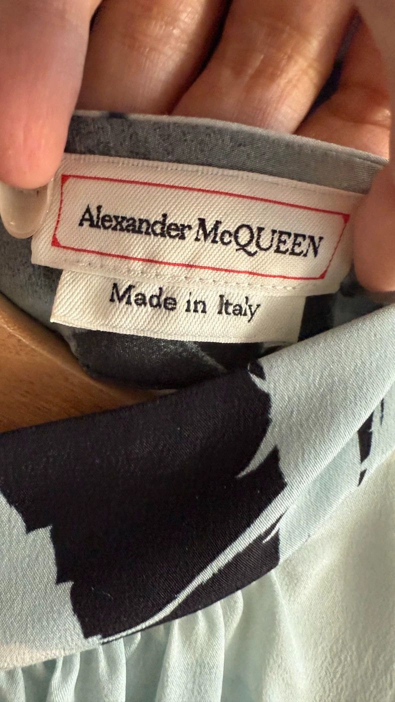 Alexander McQueen Alexander McQUEEN size 38 Color blocked long sleeved dress Size M / US 6-8 / IT 42-44 - 2 Thumbnail