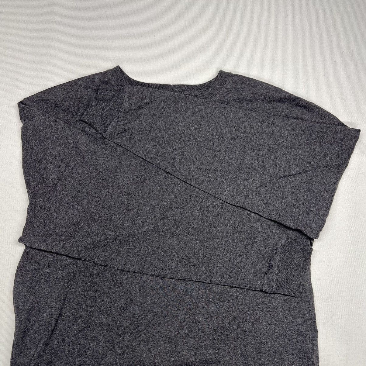 Carhartt Carhartt Tee Shirt Grey Long Sleeve Original Pocket Workwear Size US L / EU 52-54 / 3 - 10 Thumbnail