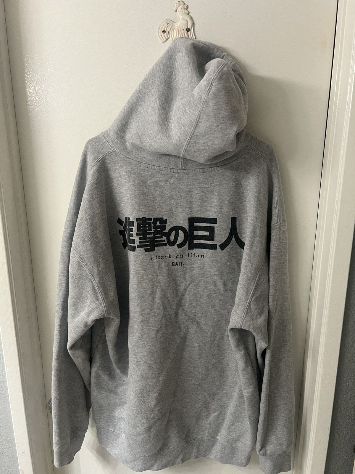 Bait Bait x attack on titan grey hoodie Size US XXL / EU 58 / 5 - 2 Thumbnail