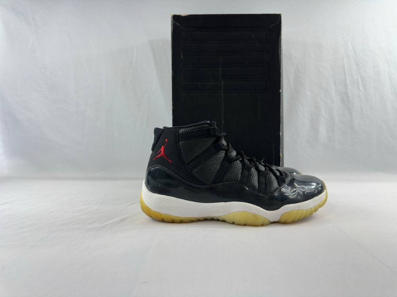 Nike Nike Air Jordan 11 Retro '72-10' 378037-002 Size US 10.5 / EU 43-44 - 1 Thumbnail