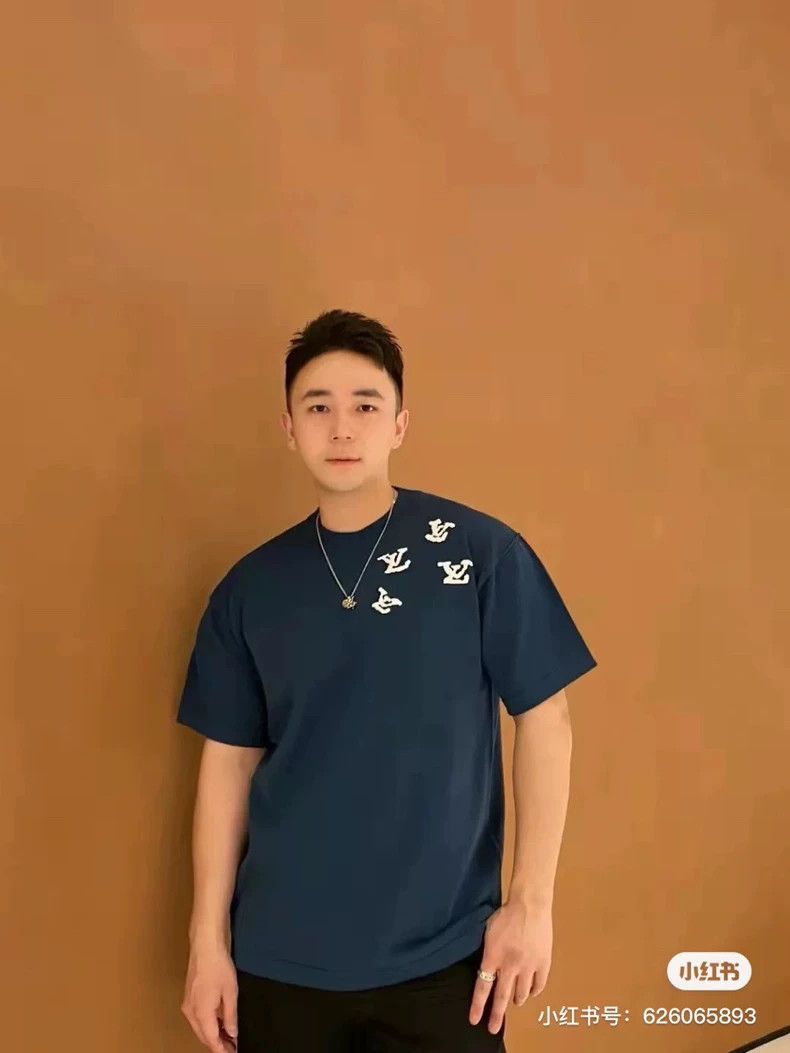 Louis Vuitton Louis Vuitton Piper Knit Short Sleeve 2503-Nextarrow Size US M / EU 48-50 / 2 - 4 Thumbnail