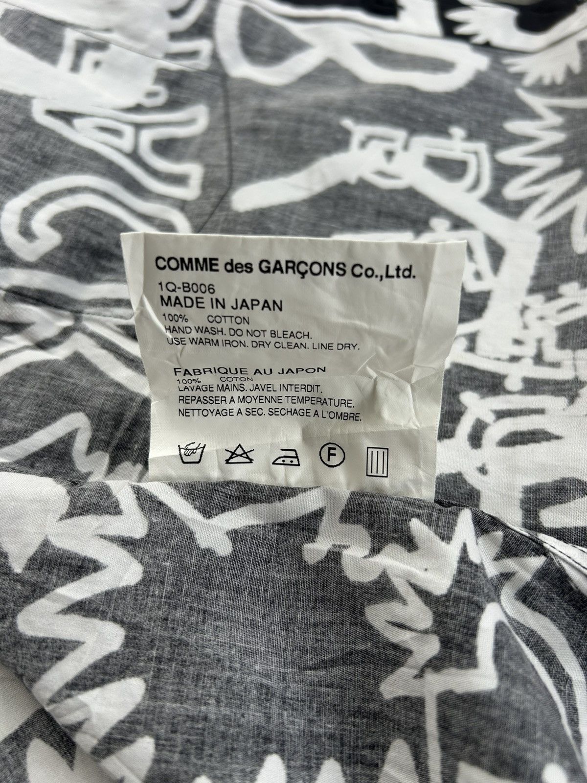Comme des Garcons Comme Des Garcons Black AD2015 AOP Asymmetrical Shirt Size S / US 4 / IT 40 - 7 Thumbnail