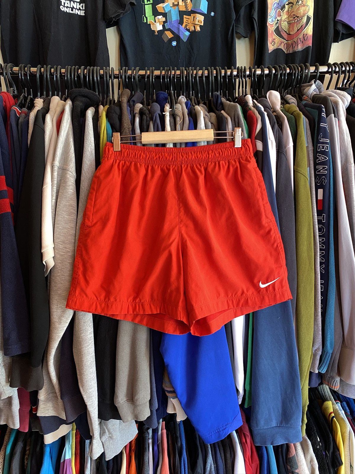 Nike VINTAGE NIKE RED SHORTS Y2k style Size US 33 - 1 Thumbnail