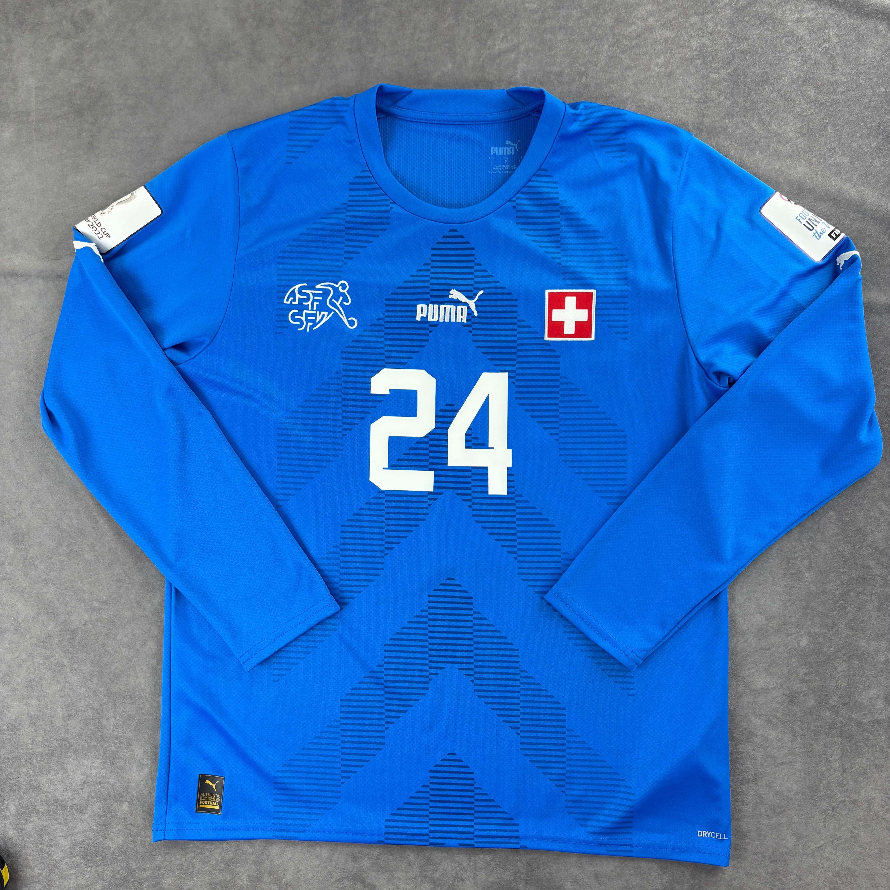 Puma Switzerland 2022-24 Puma GK Köhn football jersey size L Size US L / EU 52-54 / 3 - 2 Thumbnail