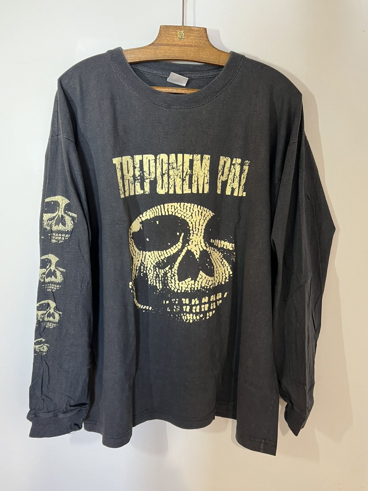 Band Tees Treponem Pal vintage shirt longsleeves 90s Size US XL / EU 56 / 4 - 1 Thumbnail