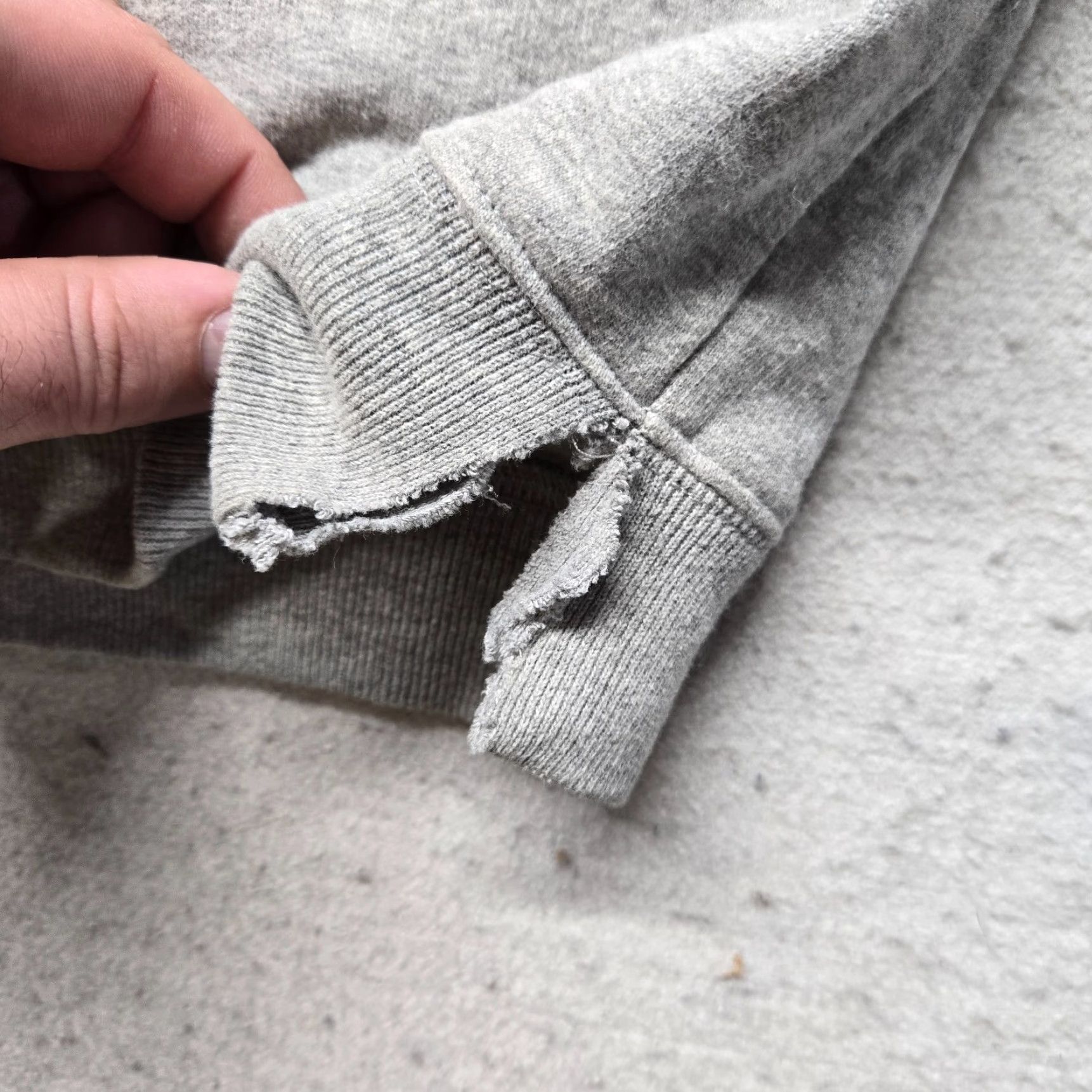 Southern Proper VINTAGE Southern Proper Gray Pullover Sweater Women's Size S Crew Neck Acrylic Long Sleeve Fall Winter Women Size S / US 4 / IT 40 - 3 Thumbnail