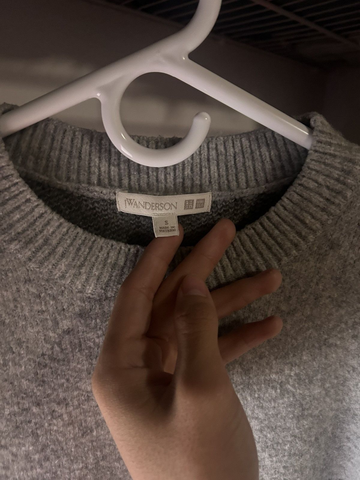 JW Anderson × Uniqlo Jw Anderson x Uniqlo grey gradient knit sweater Size S Size US S / EU 44-46 / 1 - 3 Thumbnail