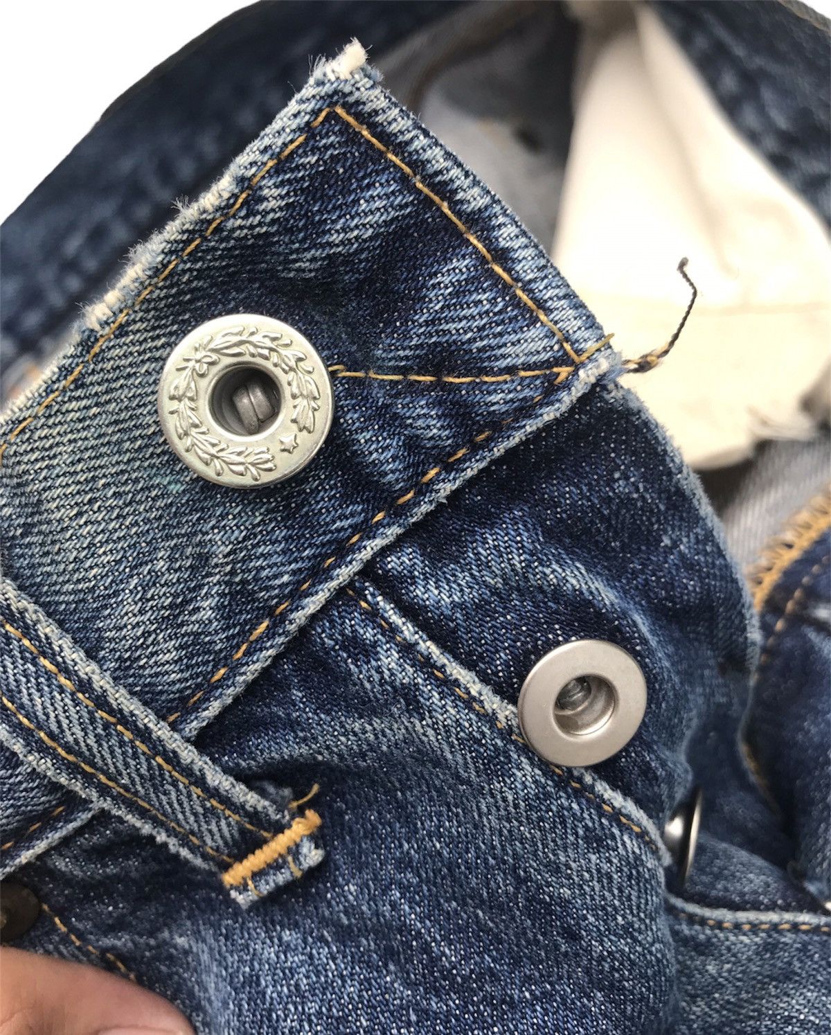 Levi's Vintage Clothing 501XX Big E LVC Laurel Leaf Donut Button Denim Size US 30 / EU 46 - 15 Thumbnail