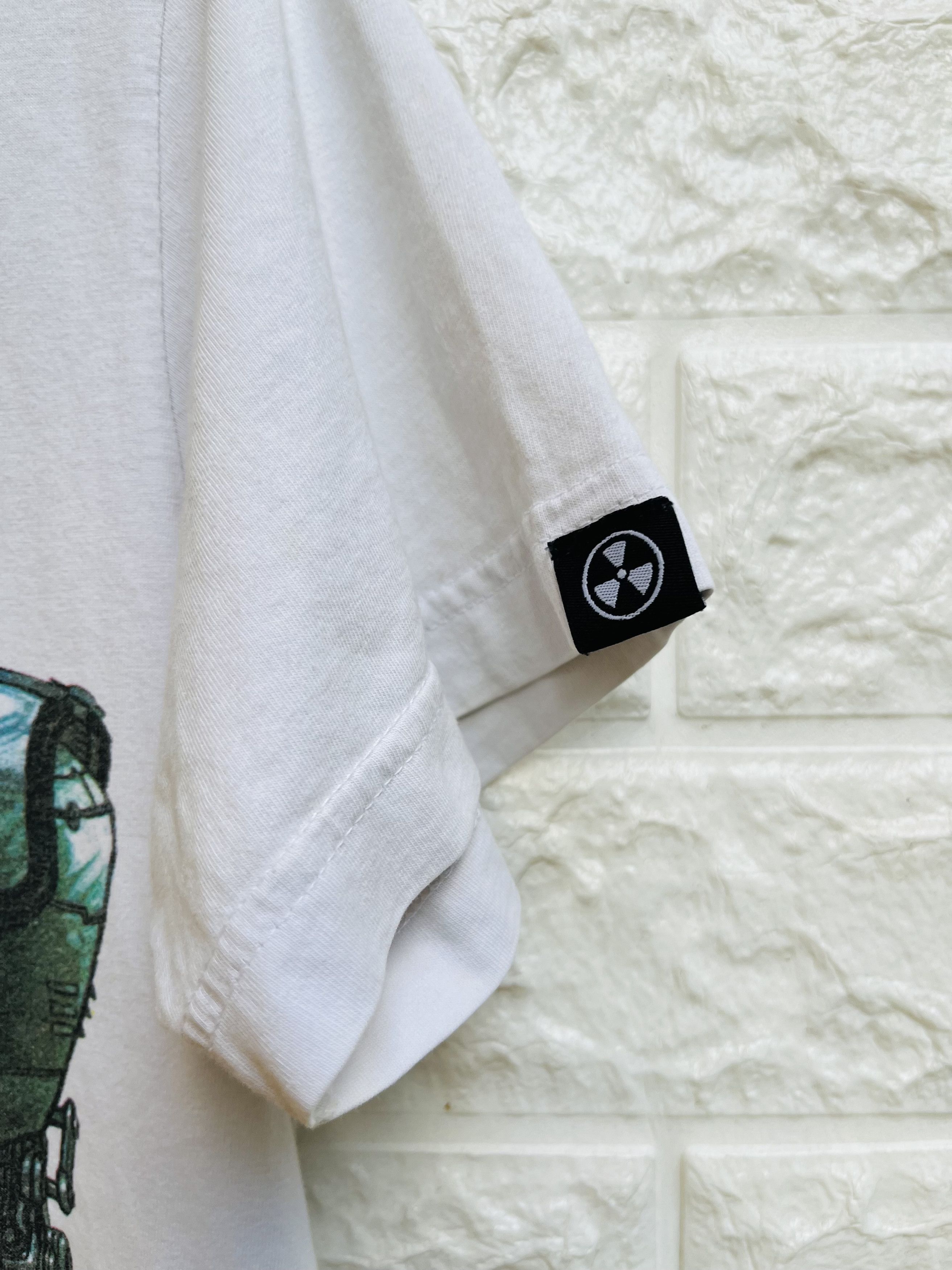 Japanese Brand × Vintage Vintage Redcode Radioactive Japanese Designer Fashion Style Size US M / EU 48-50 / 2 - 8 Thumbnail