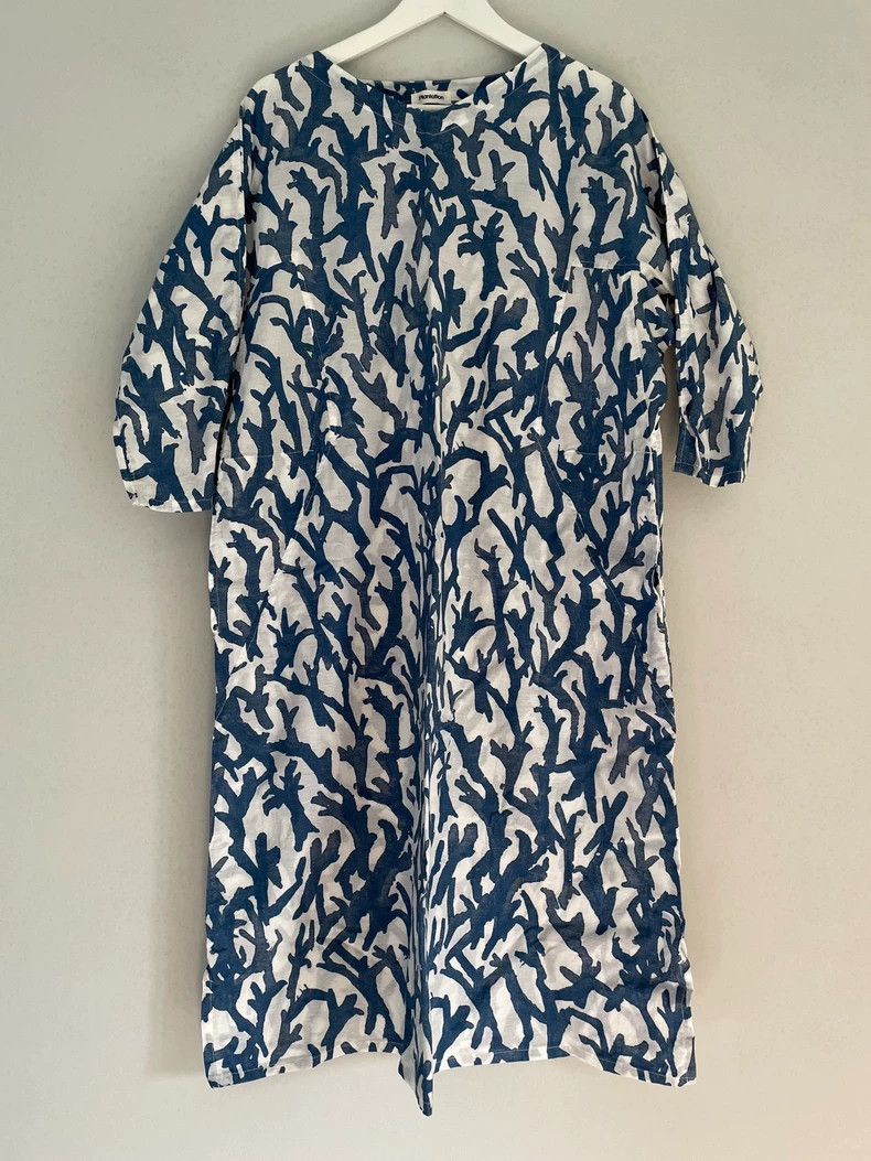 Issey Miyake Issey Miyake size:2 Blue flower and tree world dress Size M / US 6-8 / IT 42-44 - 2 Thumbnail