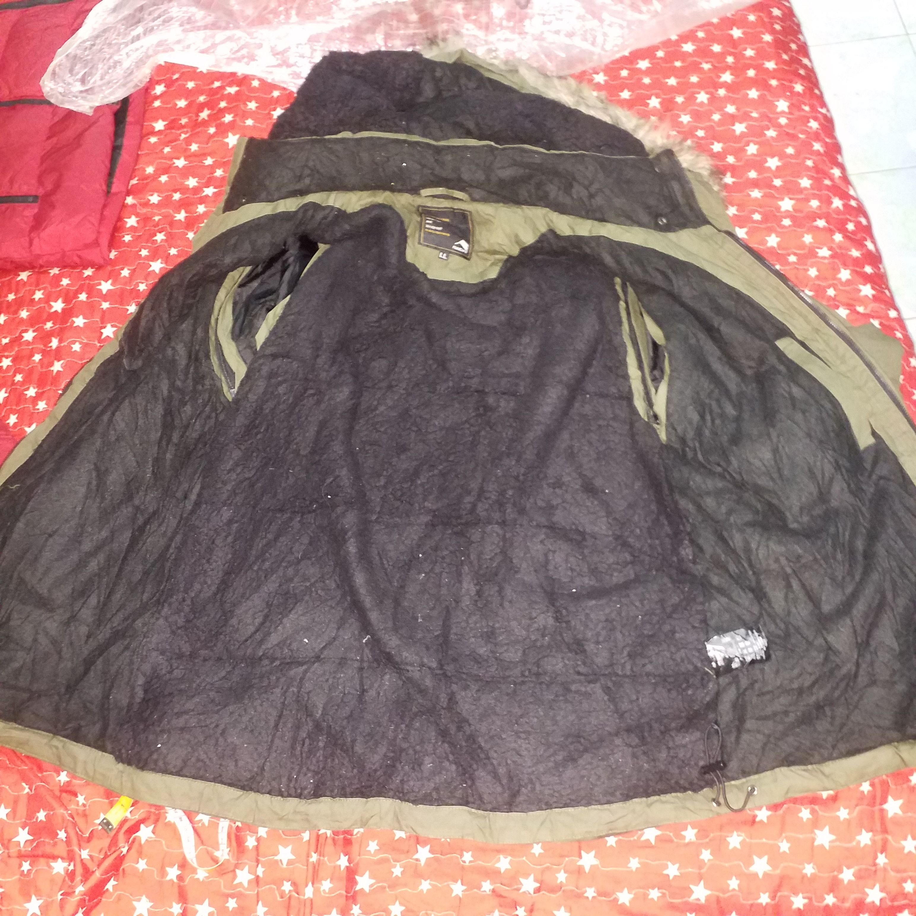 Other FIELDCORE ARMY GREEN JACKET Size US XL / EU 56 / 4 - 8 Thumbnail