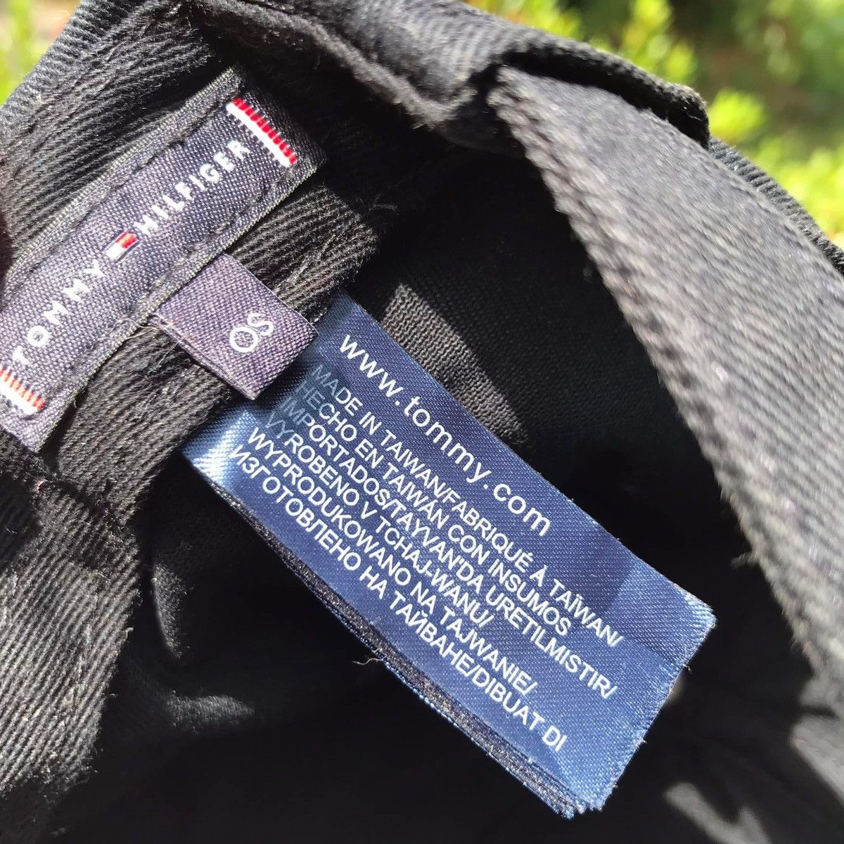 Tommy Hilfiger RARE‼️ Tommy Hilfiger Size ONE SIZE - 6 Thumbnail