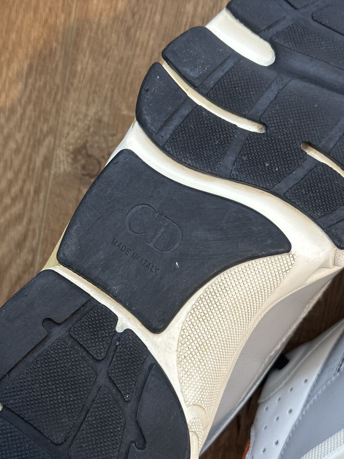 Dior Dior Sneakers B22 Grey/Orange Size US 8.5 / EU 41-42 - 18 Thumbnail