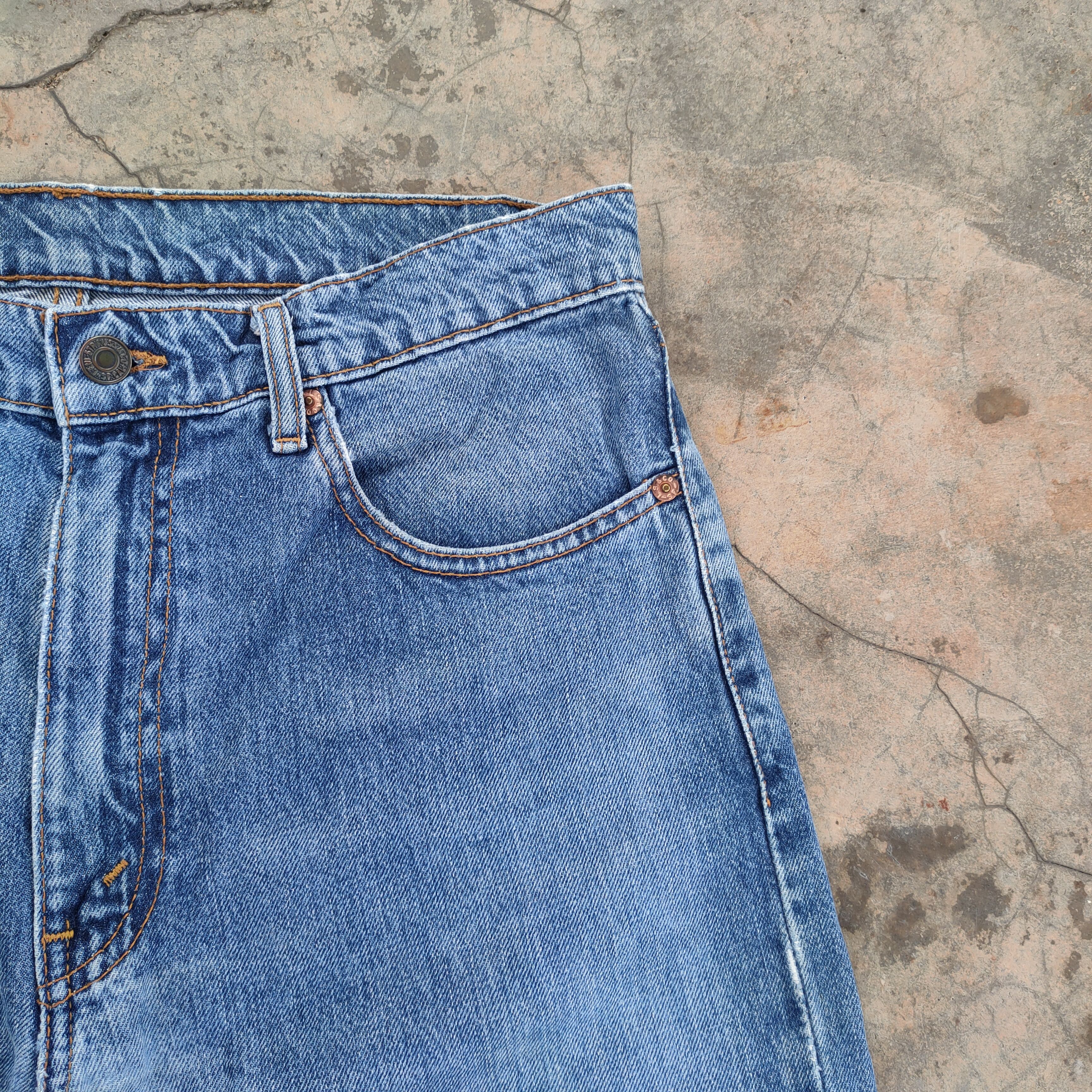 Levi's Vintage Clothing W32 VINTAGE LEVI'S 519 90' FADED DISTRESSED JEANS PANTS Size US 32 / EU 48 - 7 Thumbnail