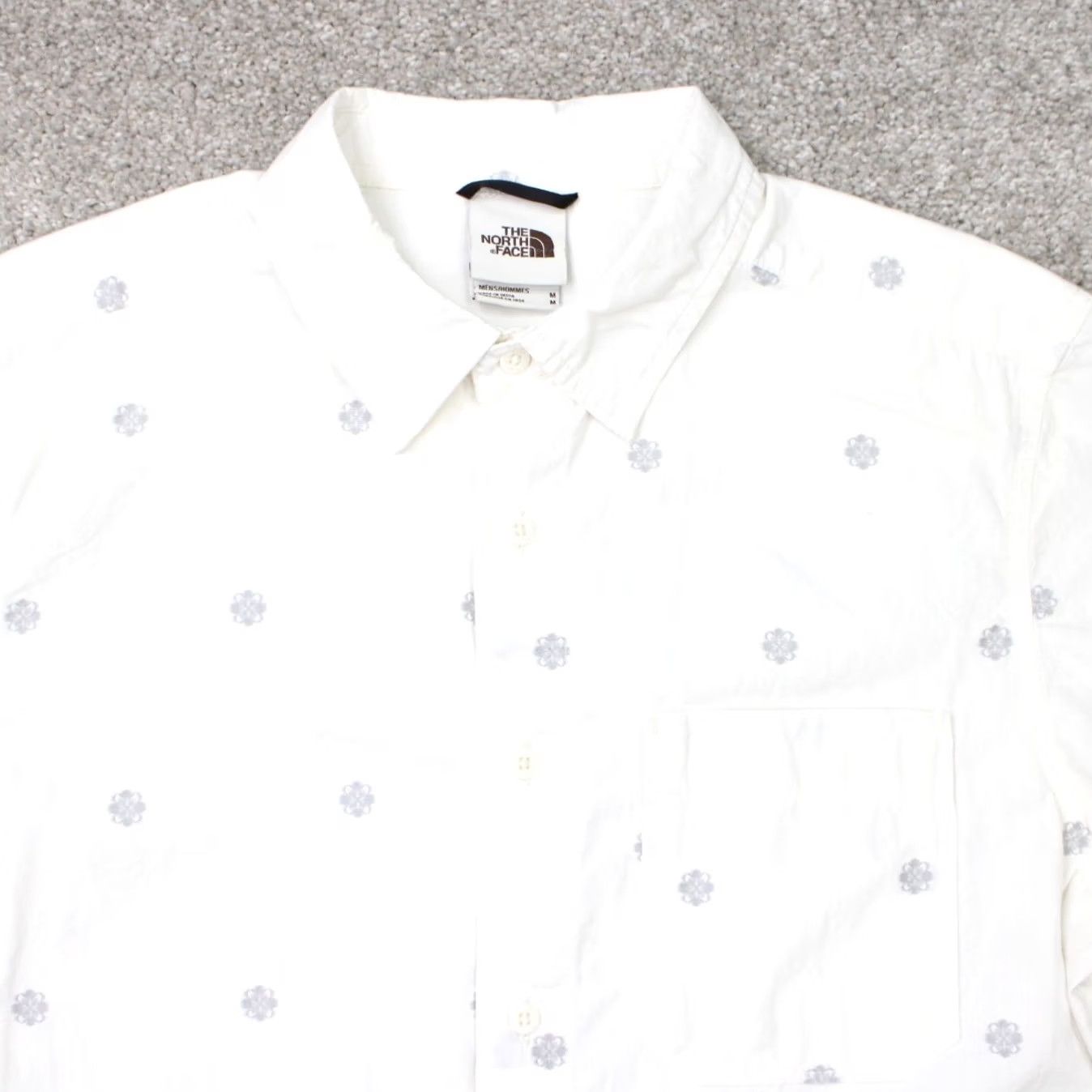 The North Face The North Face Shirt Mens Medium White Geometric Baytrail Jacquard Short Sleeve Size US M / EU 48-50 / 2 - 6 Thumbnail