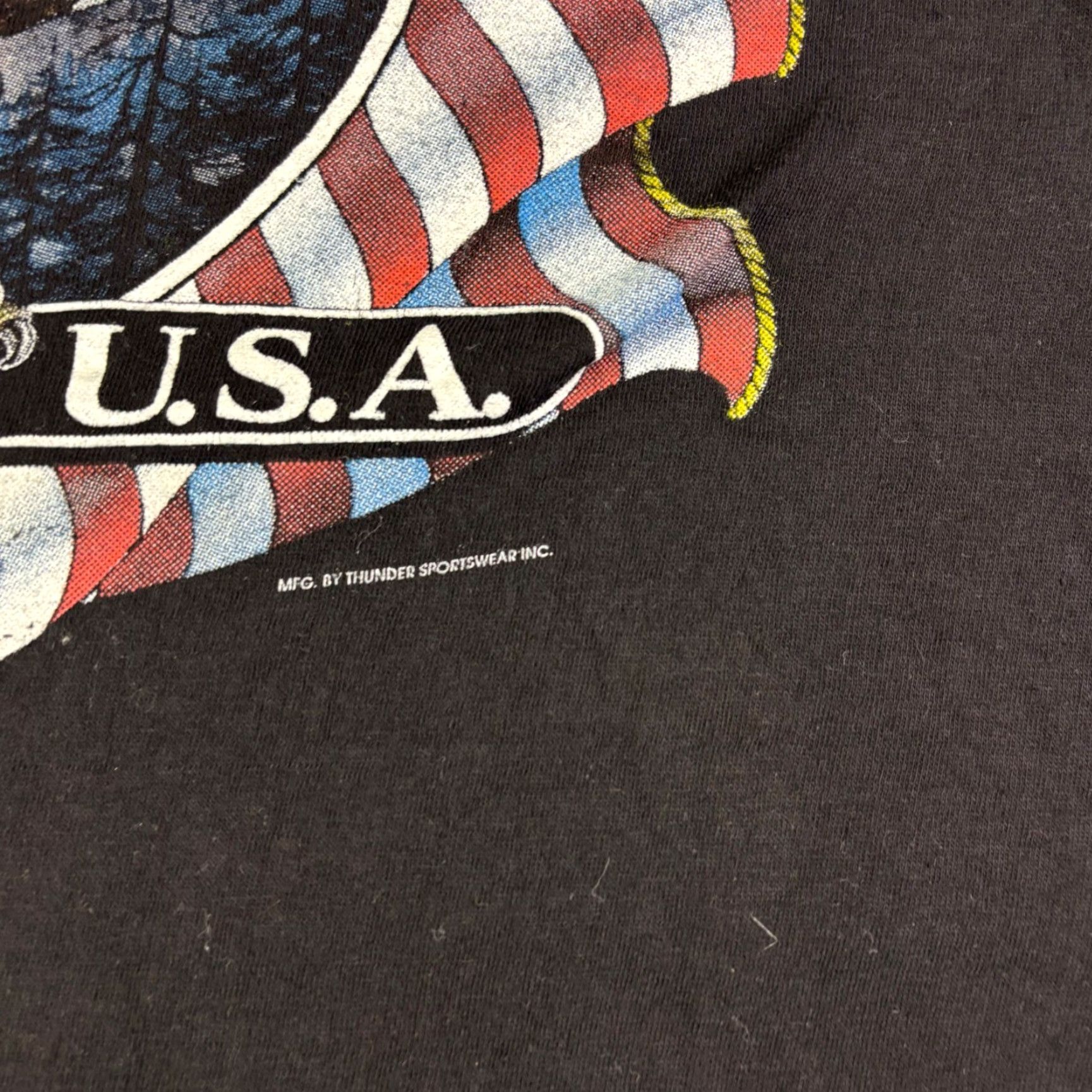Vintage VINTAGE Thunder Sportswear T Shirt Black XL Mens Crew Neck Short Sleeve Retro Graphic Print 1990s Eagles Stars Military Size US XL / EU 56 / 4 - 7 Thumbnail