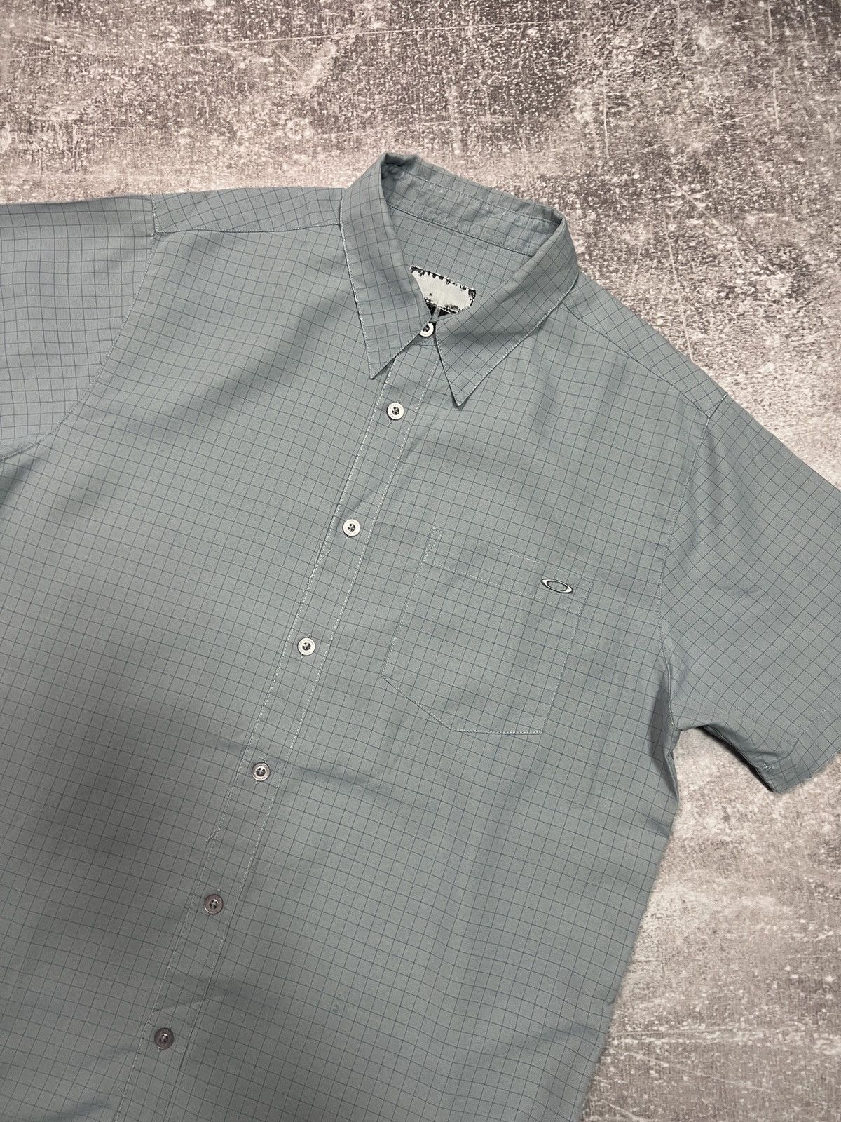 Oakley 90’s Oakley Shirt button up Rayon Metal Logo Size US L / EU 52-54 / 3 - 2 Thumbnail