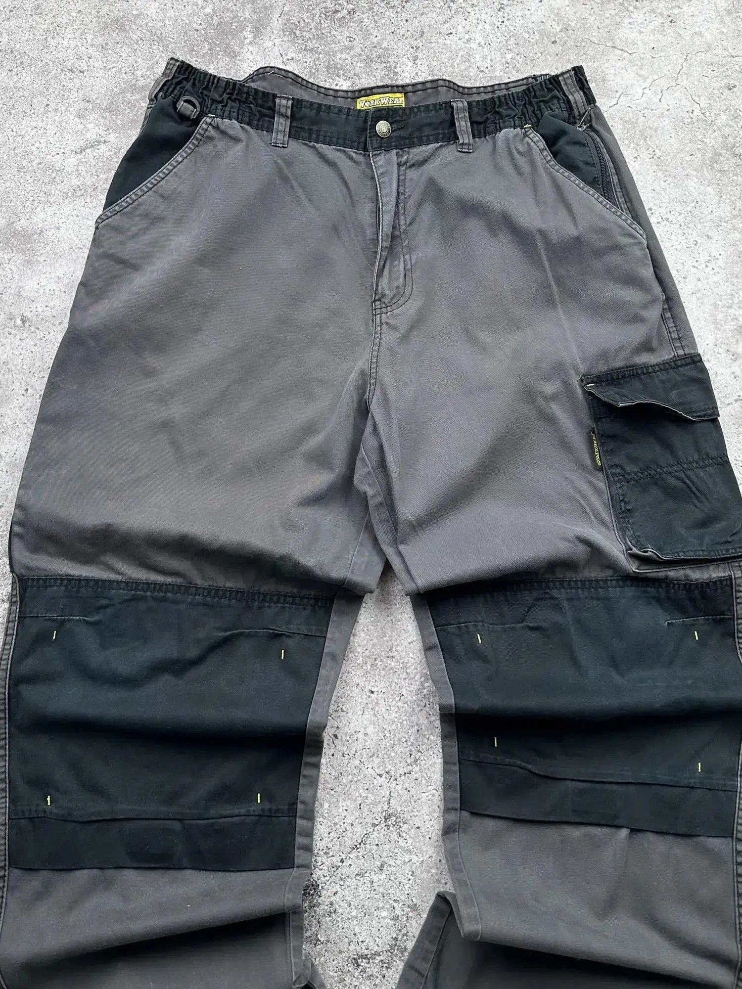 Japanese Brand Vintage Cargo Work Pants C602(V648) Size US 40 / EU 56 - 2 Thumbnail