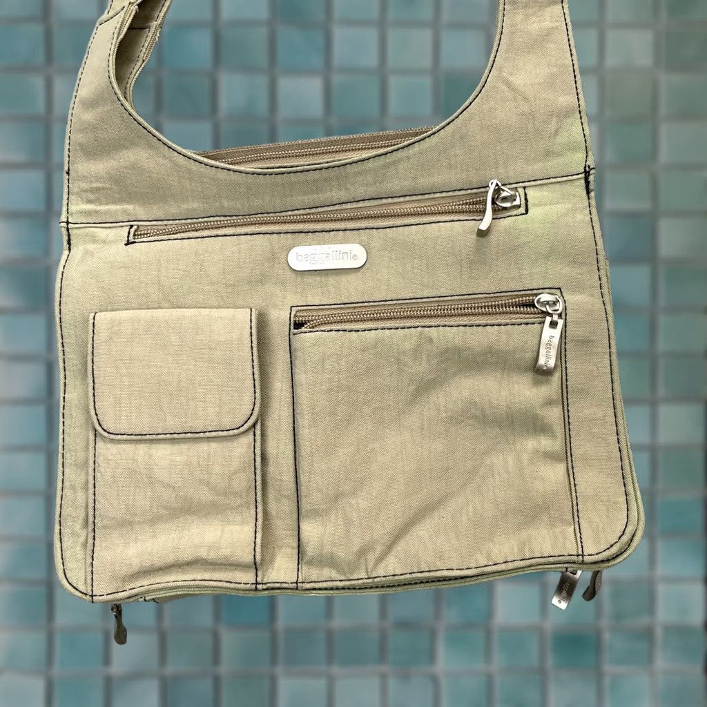 Vintage VINTAGE Baggallini Bag Crossbody Womens Beige Handbag Pockets Adjustable Straps Bag Width 11 in Square Zip Canvas Leather? Size ONE SIZE - 1 Thumbnail