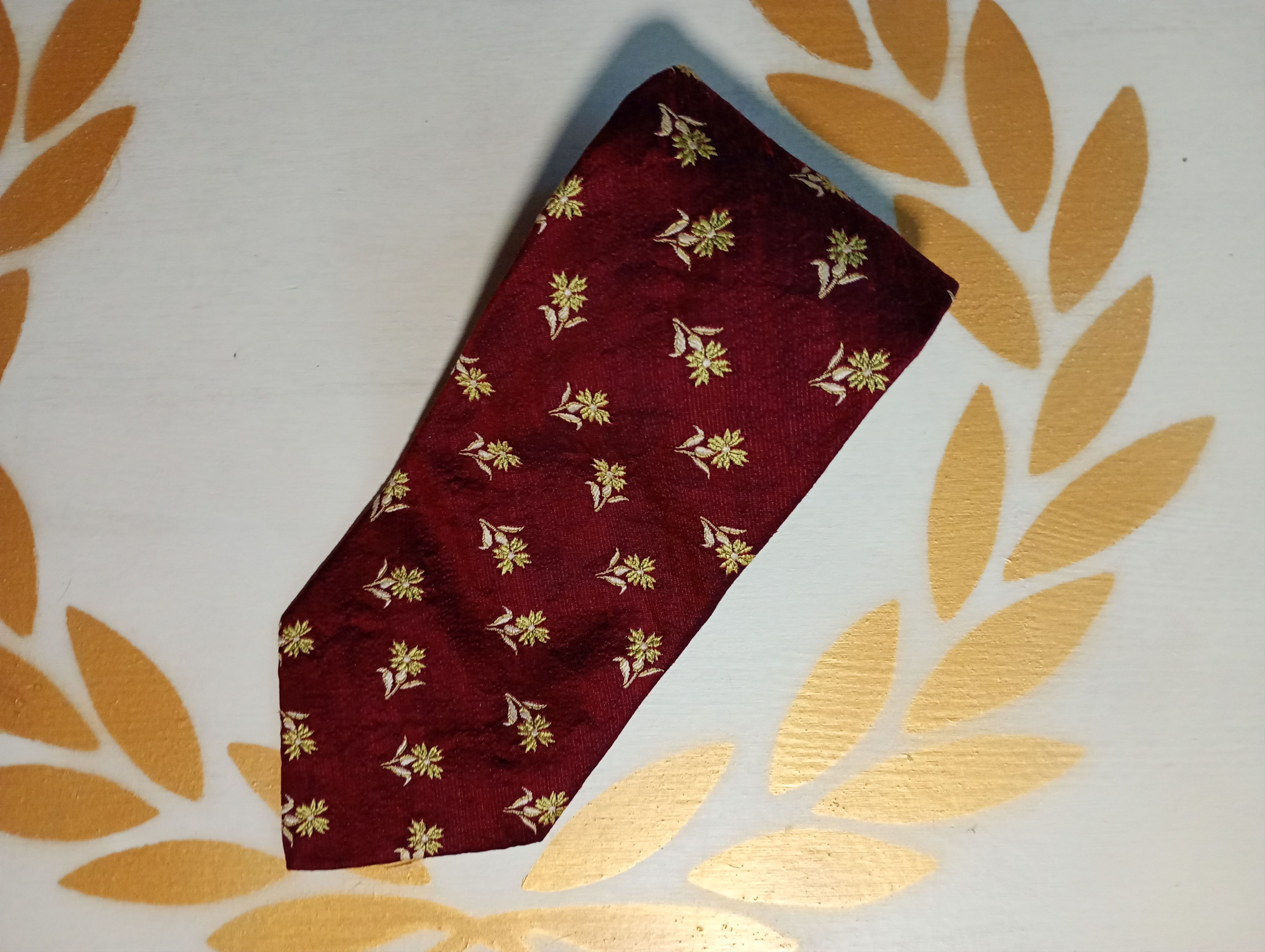 Escada × Vintage Escada Tie Vintage Size ONE SIZE - 1 Thumbnail