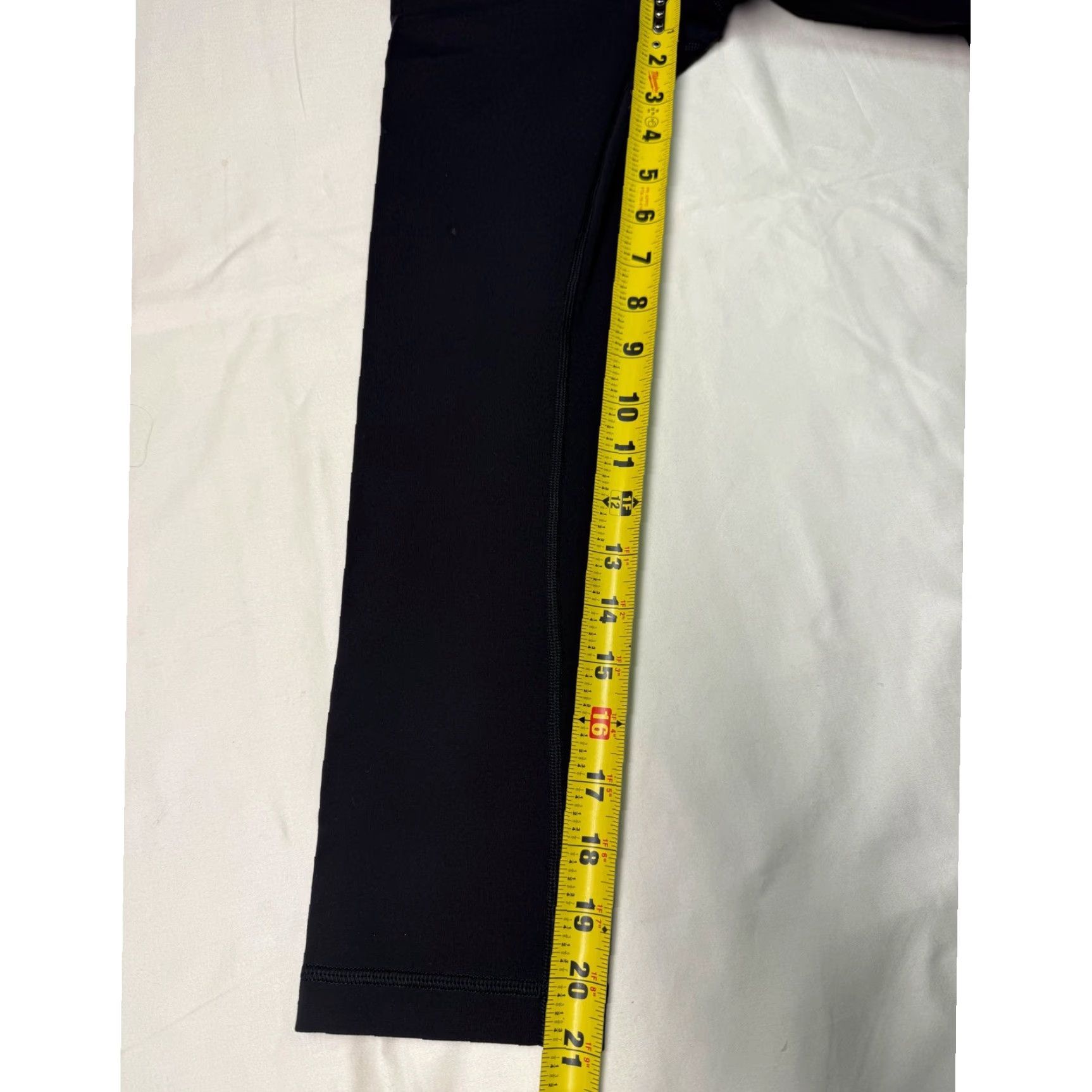 Lululemon Lululemon Wunder Under Crop Black Leggings Size 2 MR Mid Rise Cropped Yoga Pants Women NWT Size 26" / US 2 / IT 38 - 8 Thumbnail