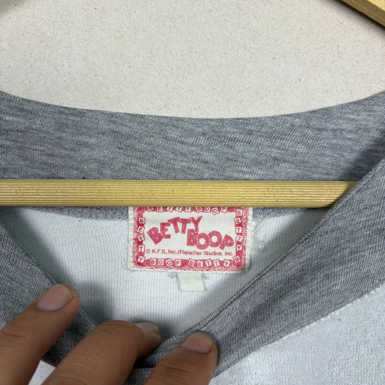 Vintage Vintage Betty Boop Ringer Tee Terry Cloth 90s Y2K Size M/L Size US L / EU 52-54 / 3 - 4 Thumbnail