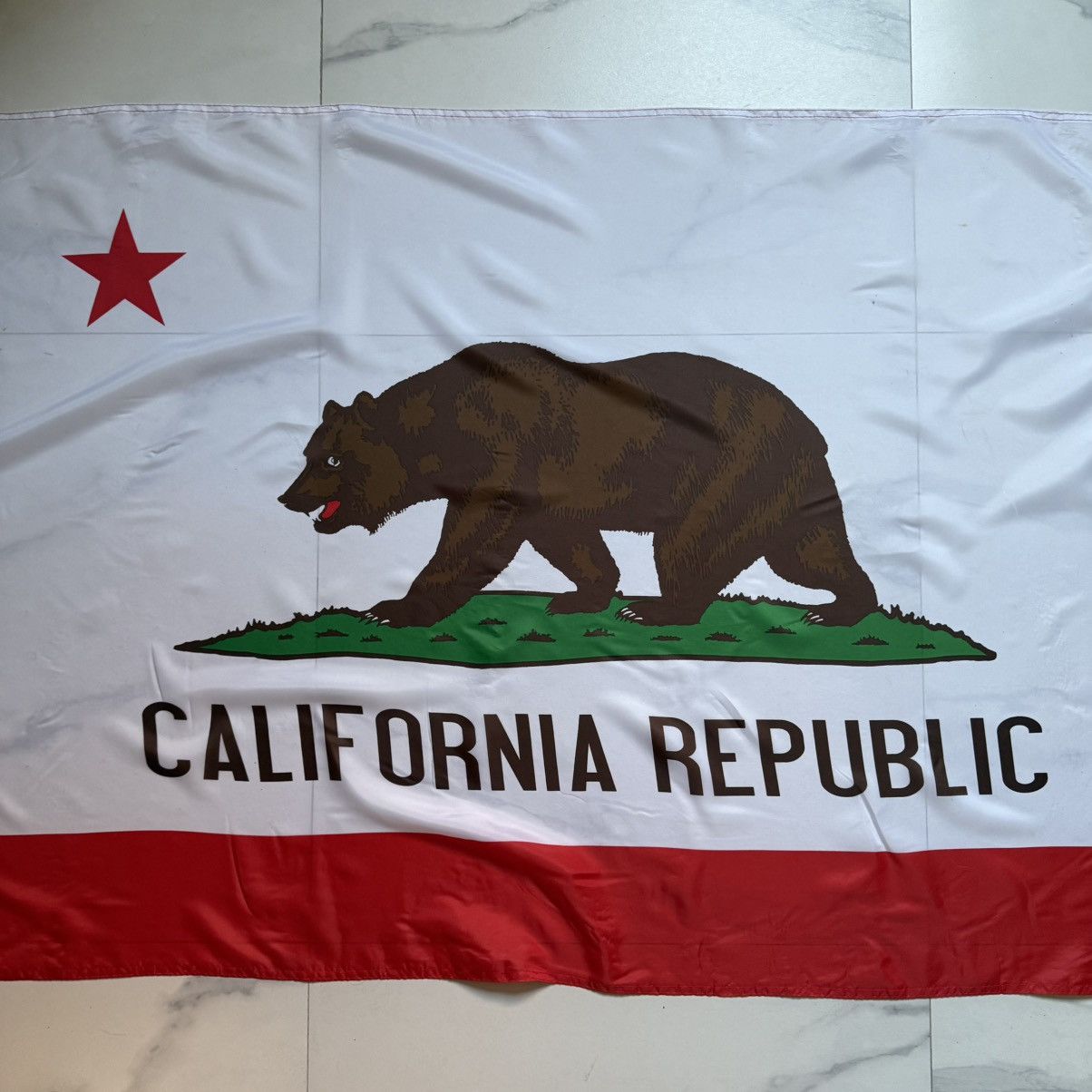 California Republic California Republic Big Flag Size ONE SIZE - 4 Thumbnail