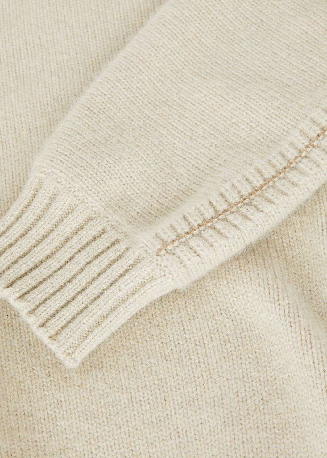 Loro Piana o1w1db10725 FAO5746 Cervatto Crewneck Sweater in Beige Size US L / EU 52-54 / 3 - 7 Thumbnail