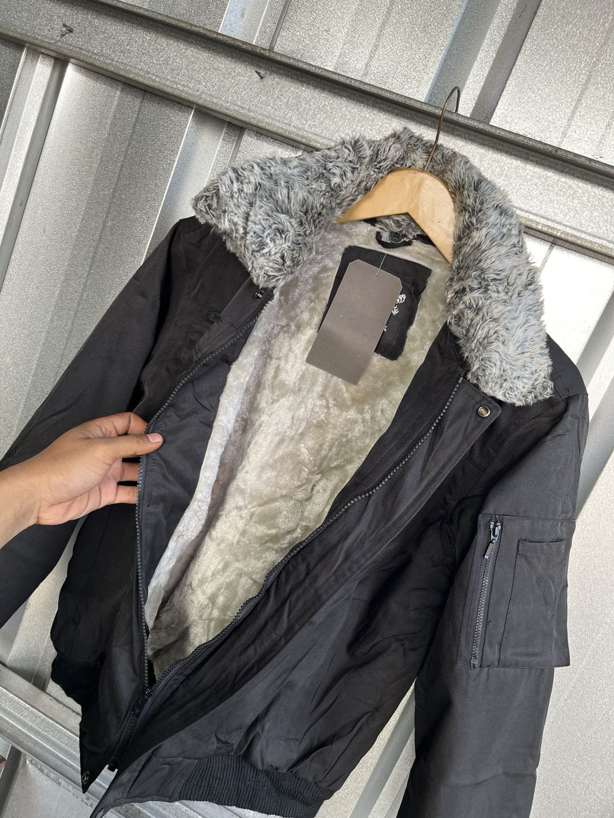 14th Addiction black wolf sherpa workwear jacket /cdg/isseymiyake Size US M / EU 48-50 / 2 - 7 Thumbnail