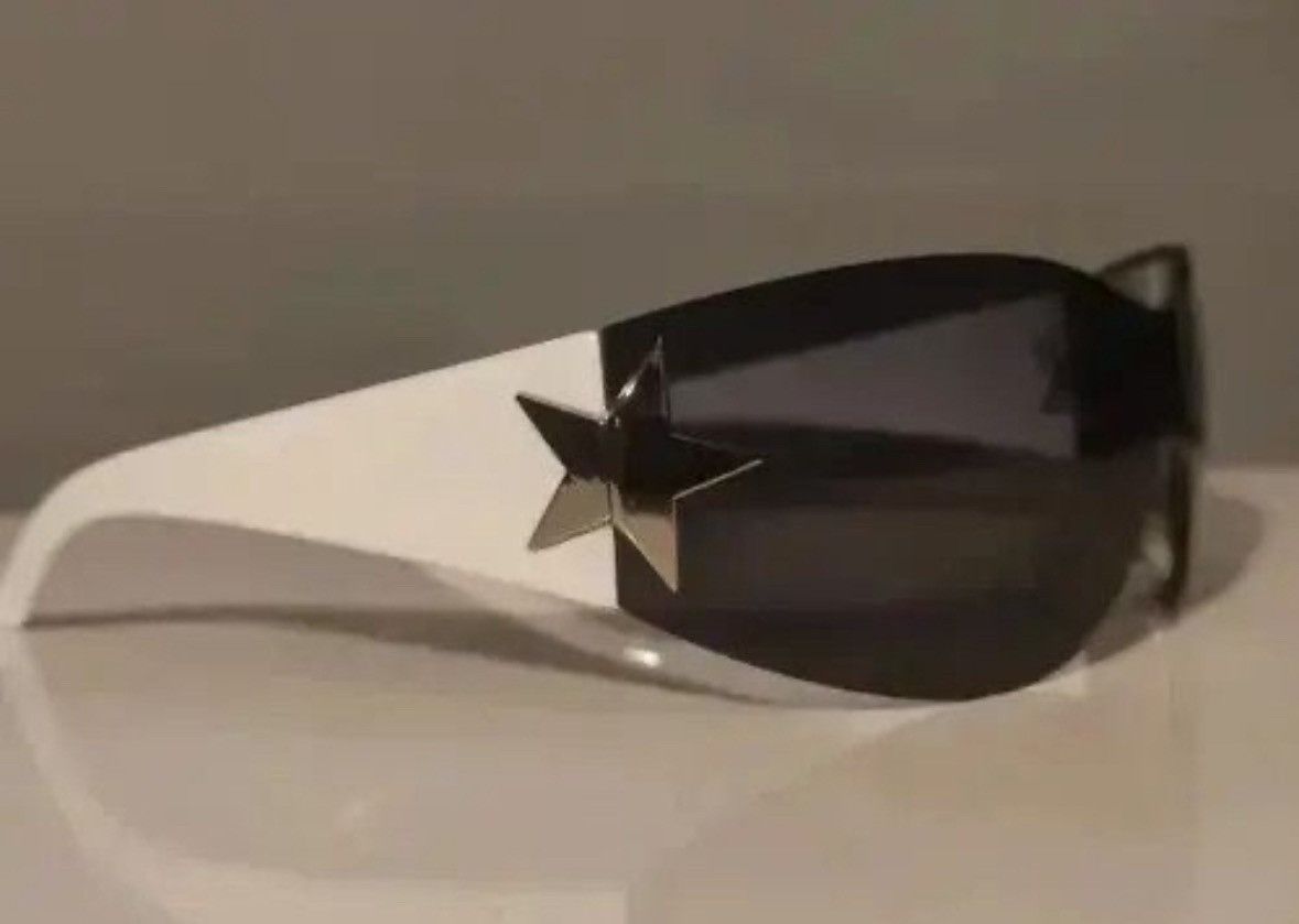Japanese Brand × Vintage Sunglasses with star vintage black white retro Size ONE SIZE - 1 Thumbnail