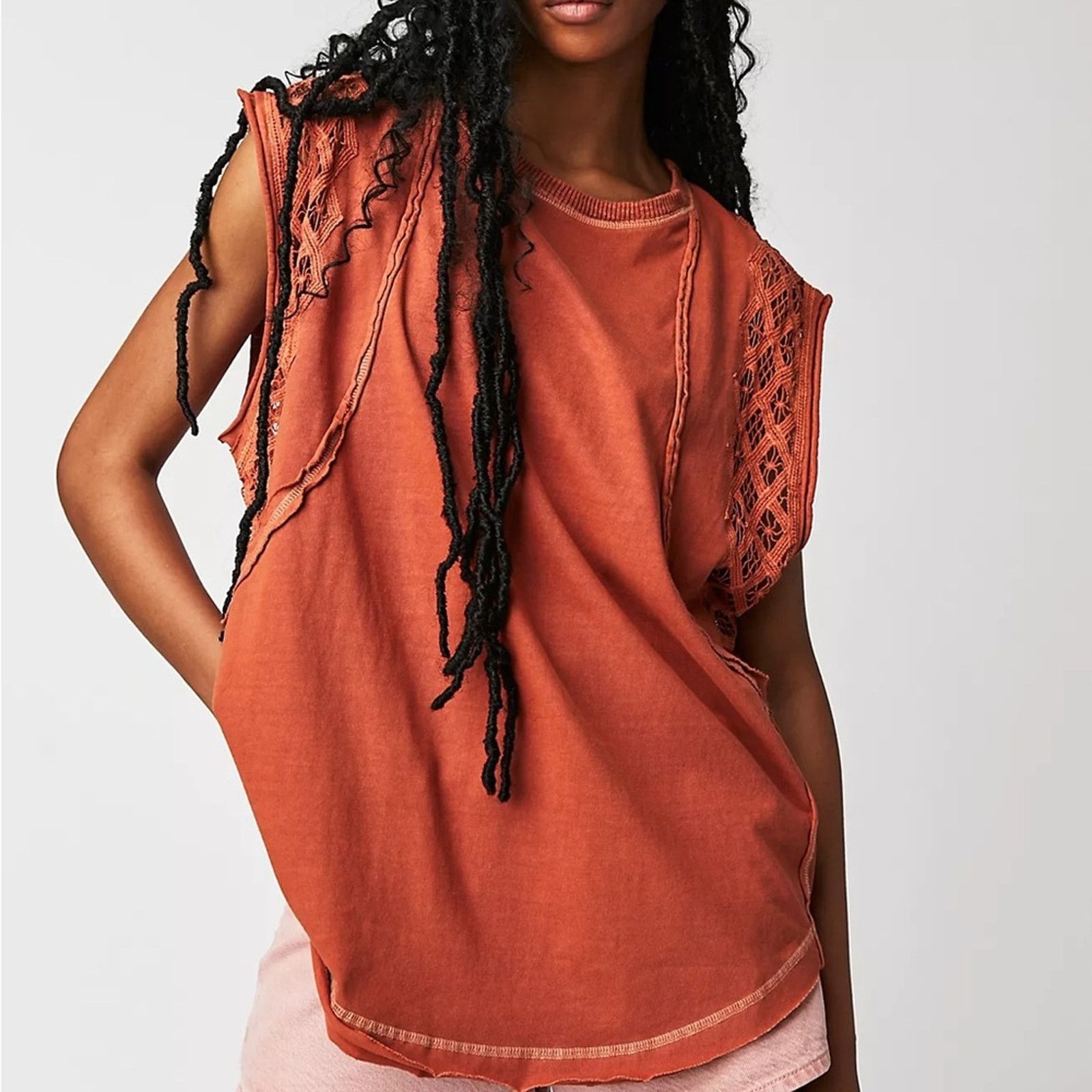 Free People Free People Table For Two Tee Women’s Medium Coral Lace Arm Size M / US 6-8 / IT 42-44 - 1 Thumbnail