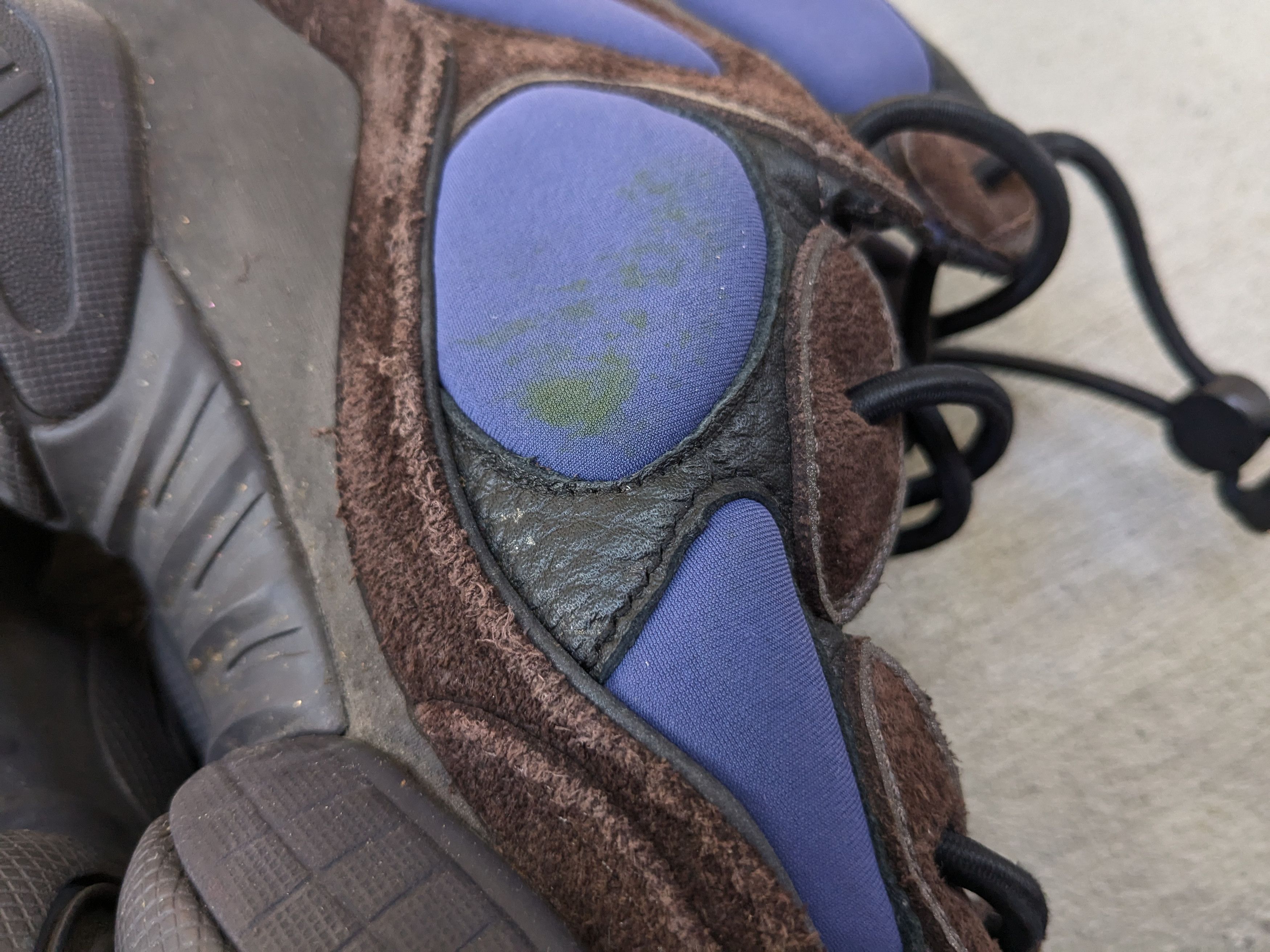 Adidas × Kanye West adidas Yeezy 500 High Tyrian 12 Blue Brown Suede FY4269 Size US 12 / EU 45 - 11 Thumbnail