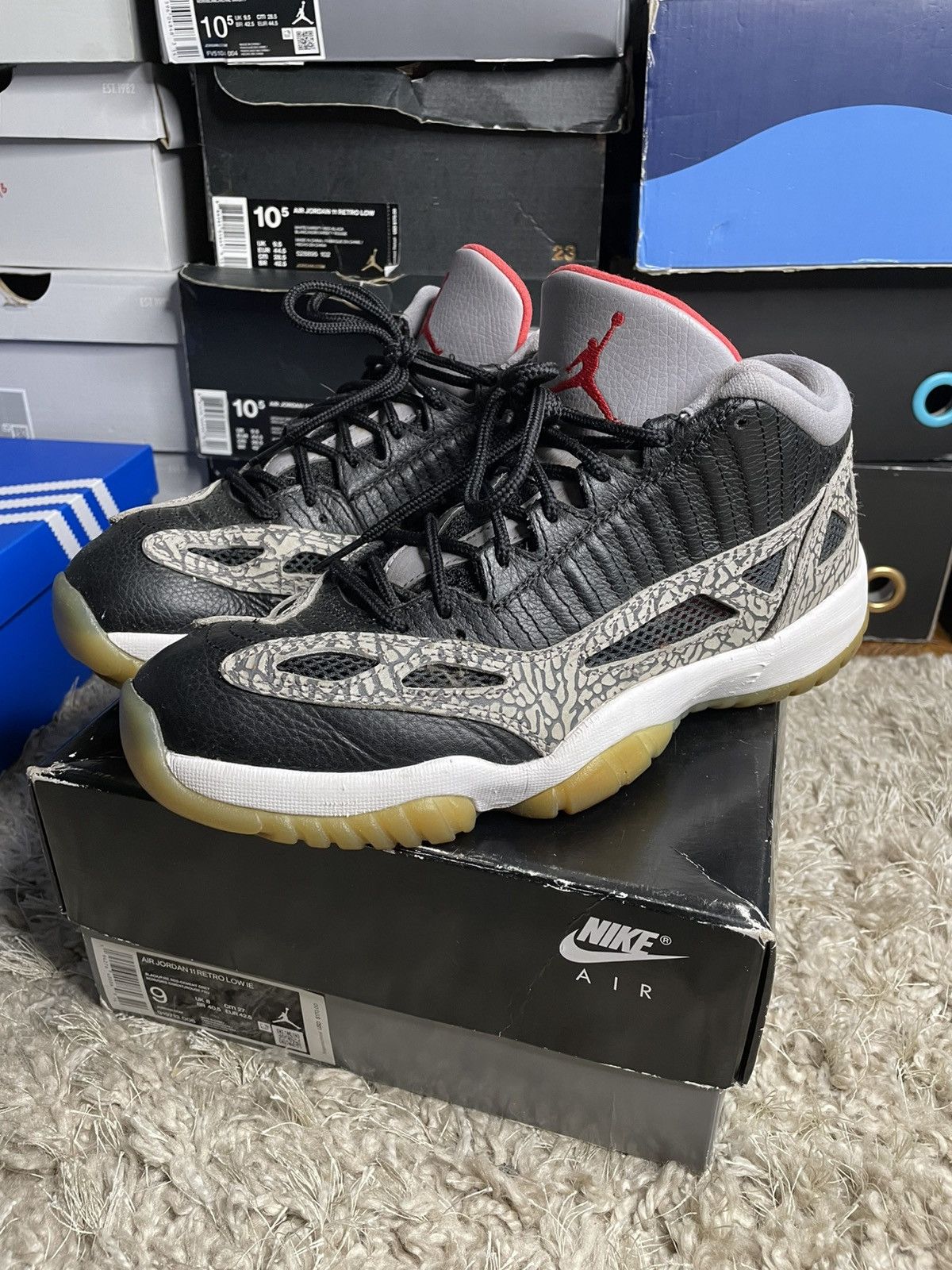 Jordan Brand Jordan 11 Low IE Black Cement Size US 9 / EU 42 - 1 Thumbnail