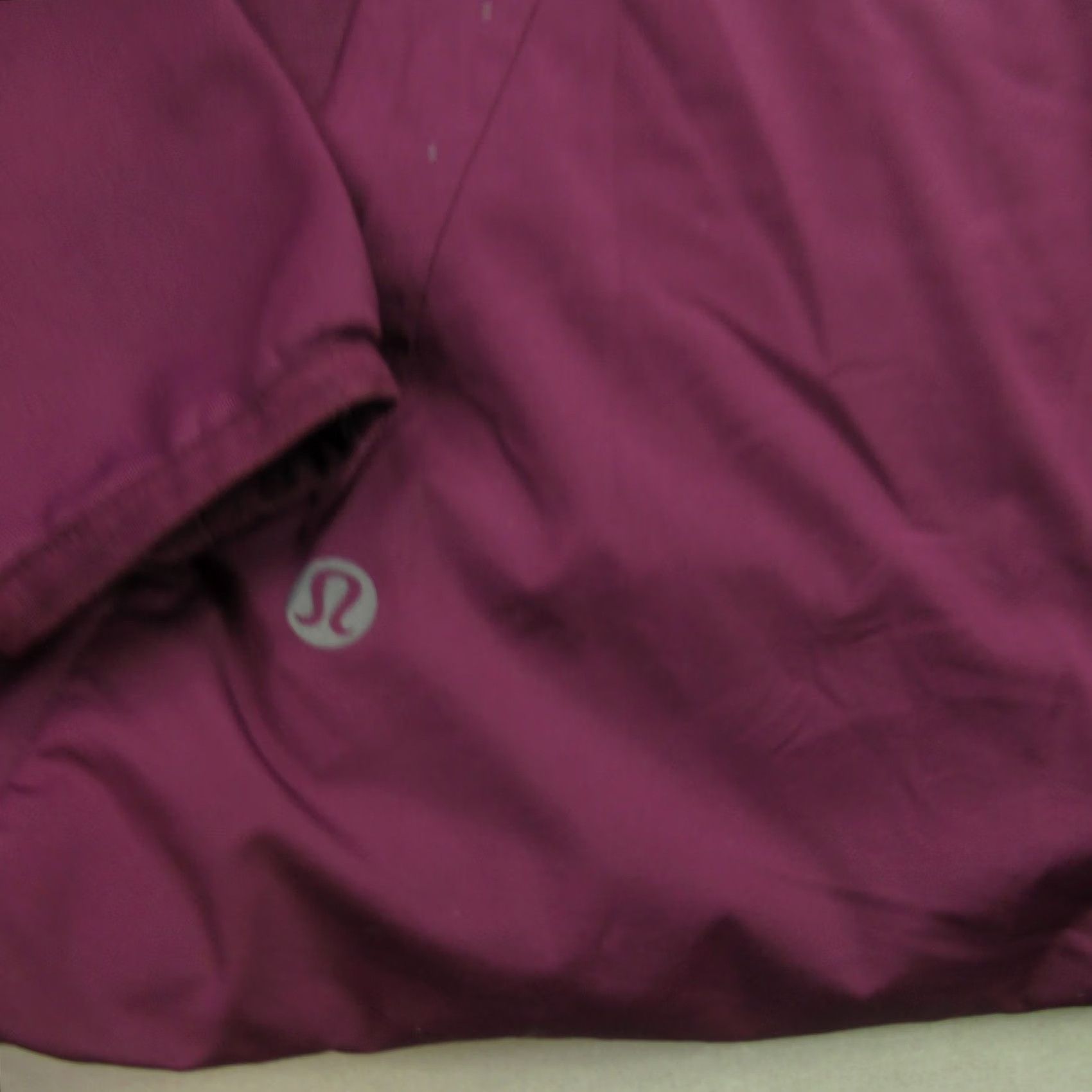 Lululemon Lululemon Jacket Womens 8 1/2 Zip Long Sleeve Lightweight Hooded Burgundy Jacket Size M / US 6-8 / IT 42-44 - 6 Thumbnail