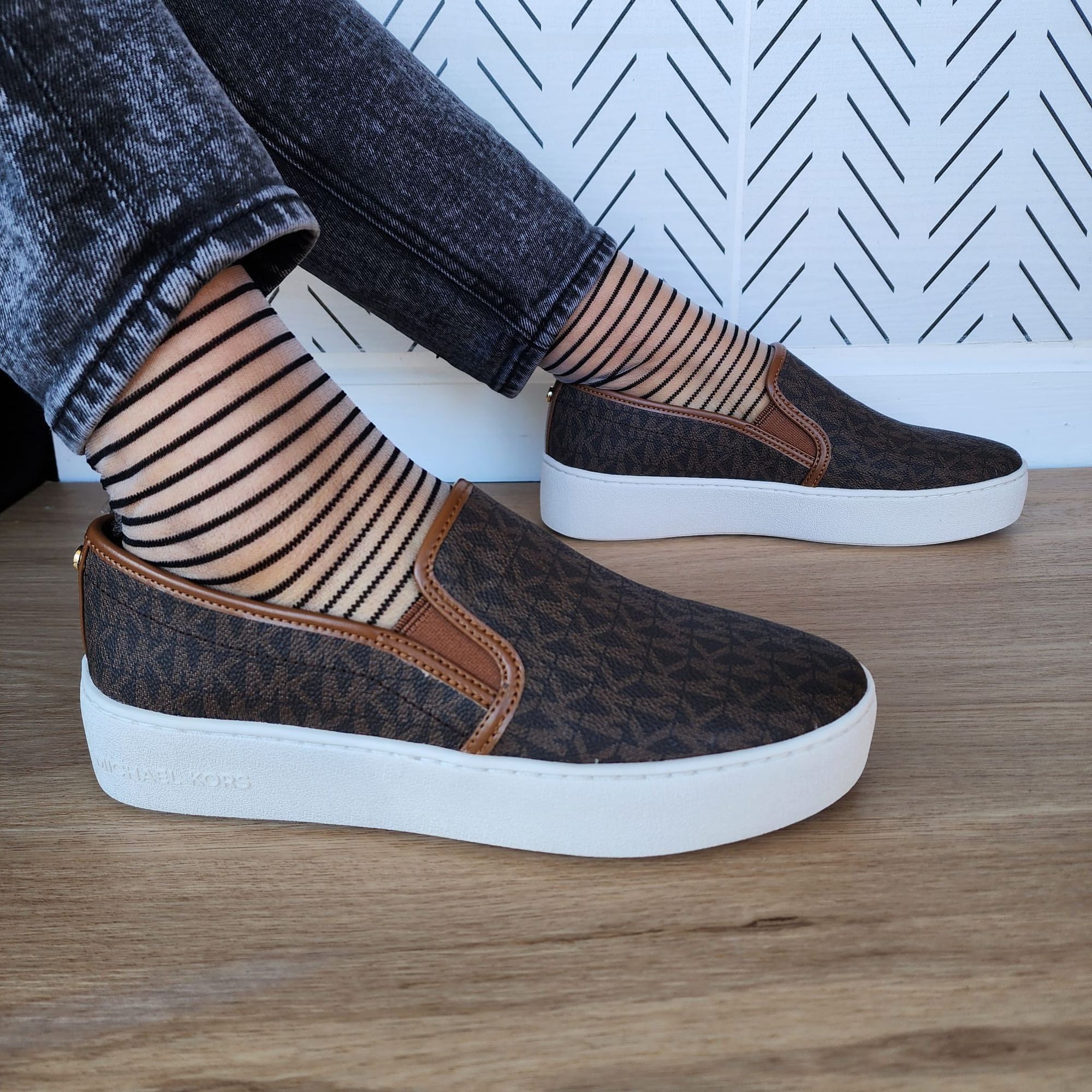 image of New 8 Womens Platform Shoes Michael Kors Teddi Slip On Bro in Brown