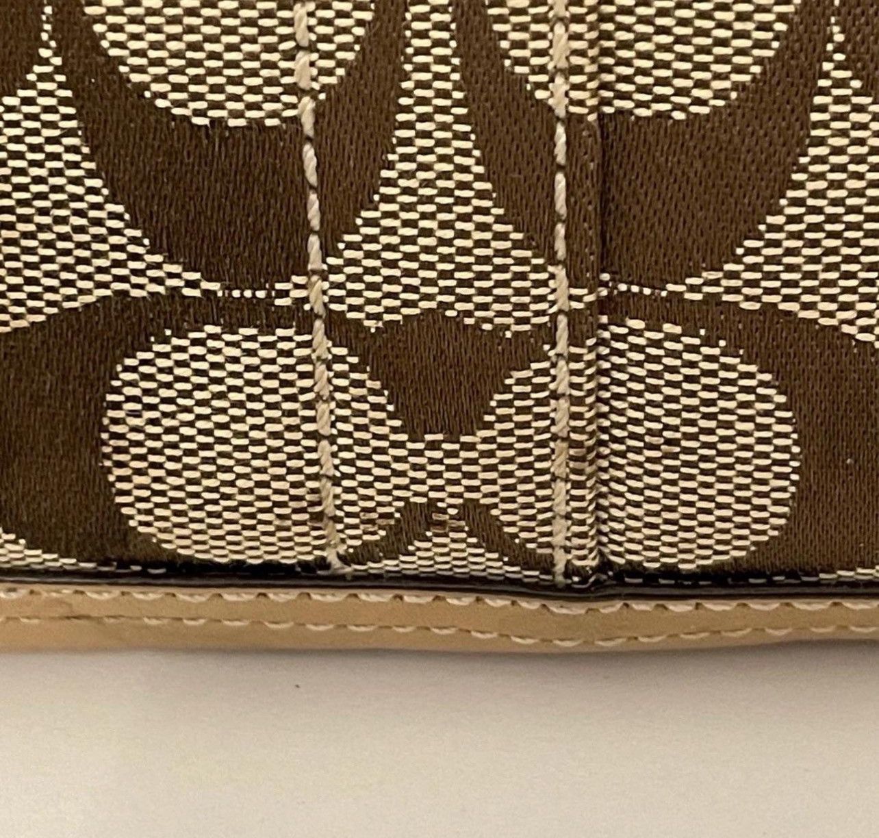 Coach VTG Coach Mini Signature Leather Tan Buckle Demi Clutch Size ONE SIZE - 7 Thumbnail