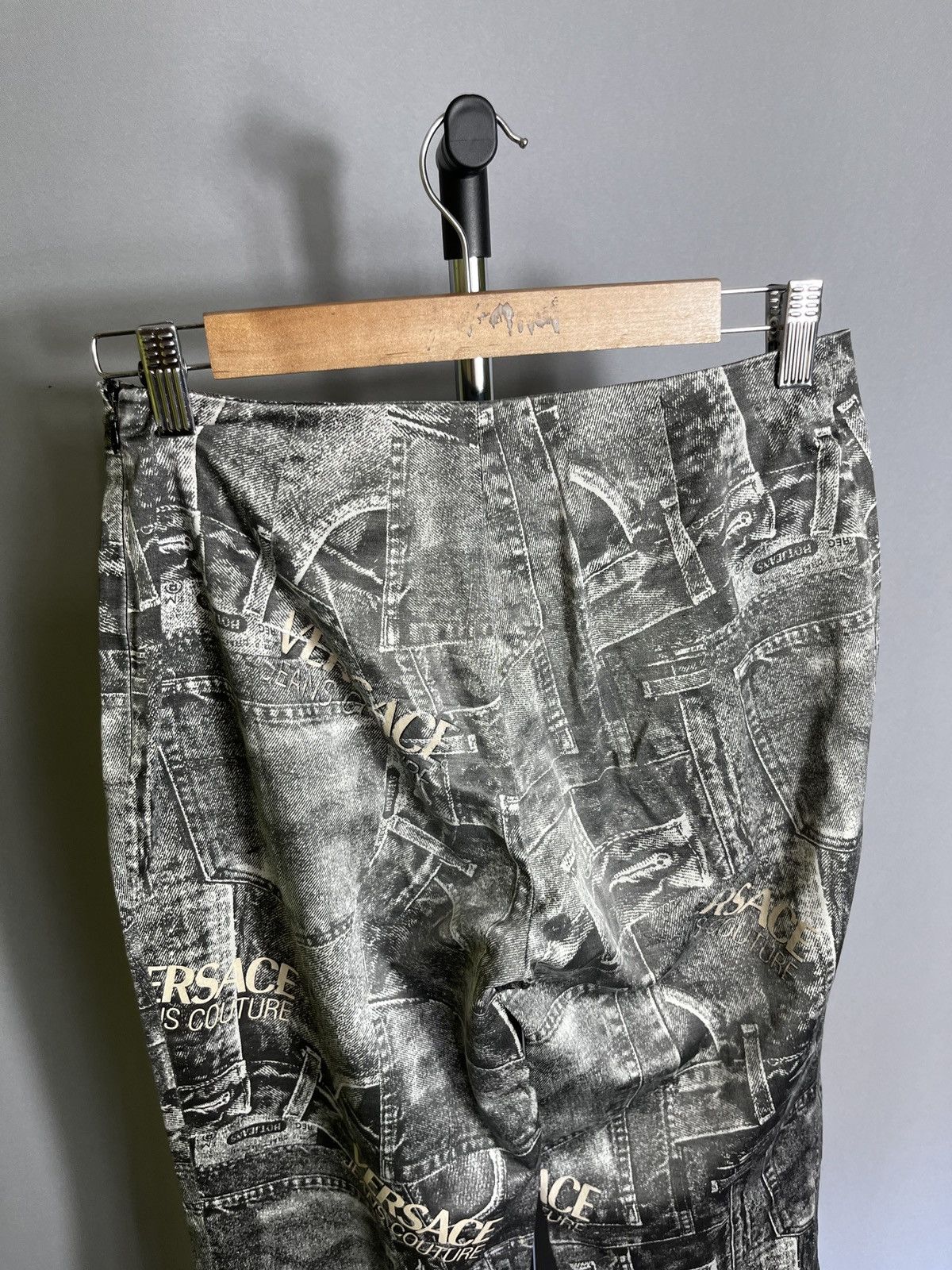 Versace Versace jeans couture woman pants monogram gray Sz 40 Size 27" / US 4 / IT 40 - 7 Thumbnail