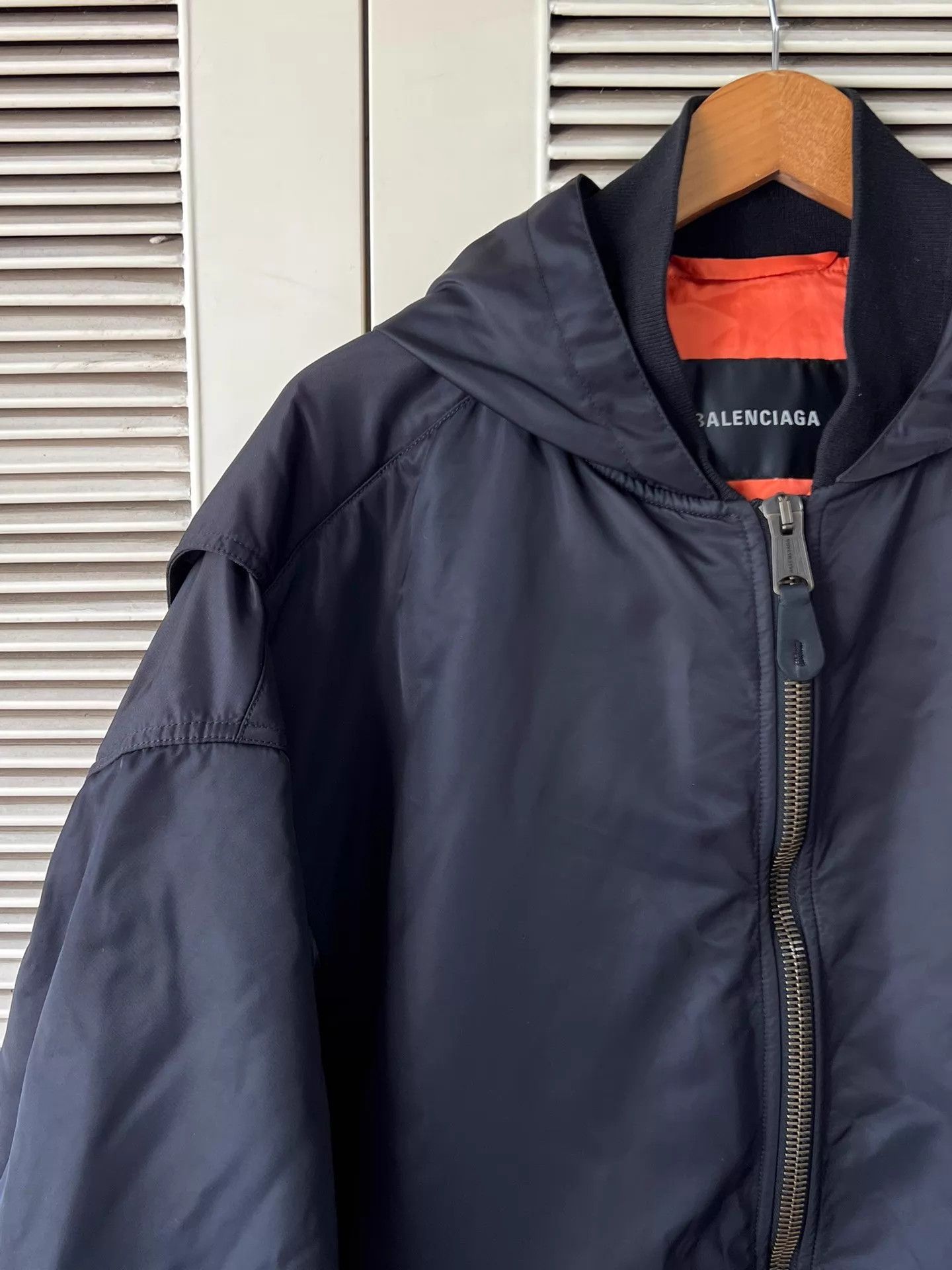 Balenciaga Balenciaga Nylon Hooded Bomber Jacket Black/Orange Size 2 Size US M / EU 48-50 / 2 - 4 Thumbnail