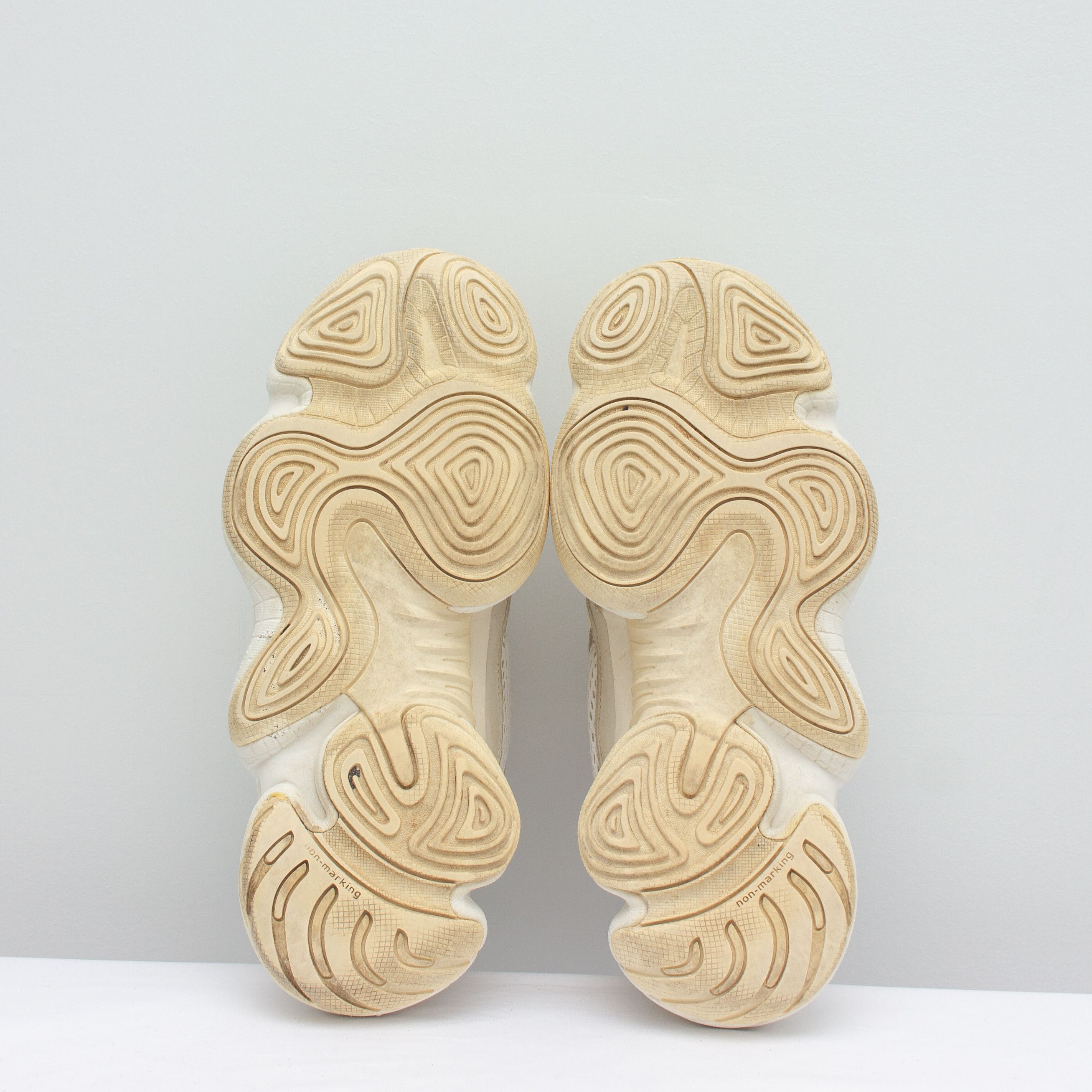 Adidas × Kanye West × Yeezy Adidas Yeezy 500 Bone White 2019 Men's - FV3573 Size US 7.5 / EU 40-41 - 8 Thumbnail
