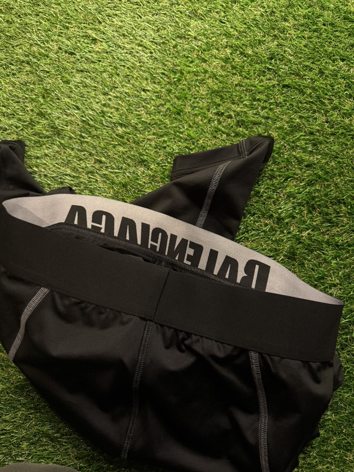 Balenciaga Balenciaga Big Band Active Wear Compression Pants Size 30 - 7 Thumbnail