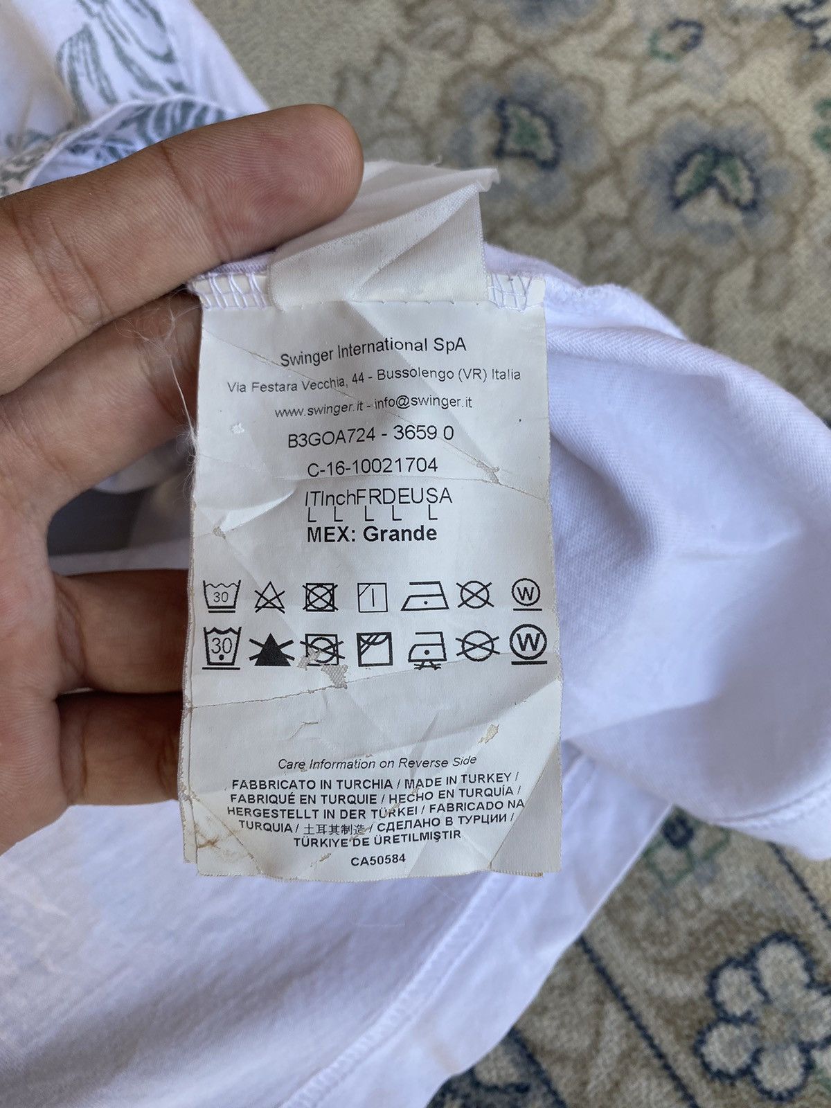 Versace × Vintage Vintage versace tee Size US L / EU 52-54 / 3 - 5 Thumbnail