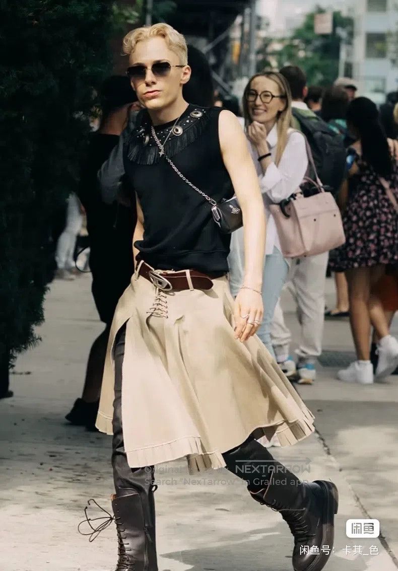 Saint Laurent Paris Saint Laurent Paris Original Sheepskin Fringe Metal Vest S Size US S / EU 44-46 / 1 - 2 Thumbnail